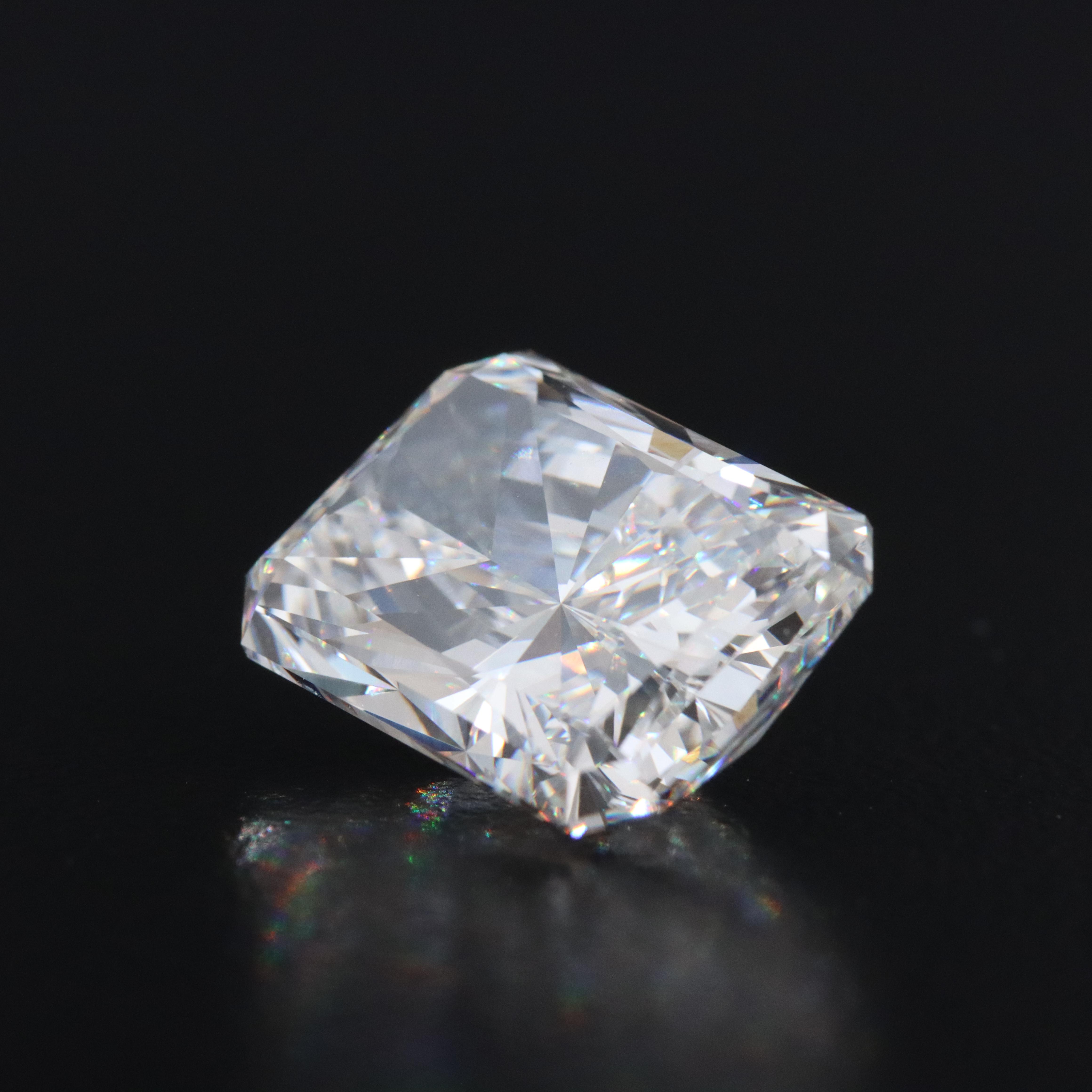 Loose 6.05 CT Lab Grown Diamond with IGI Report