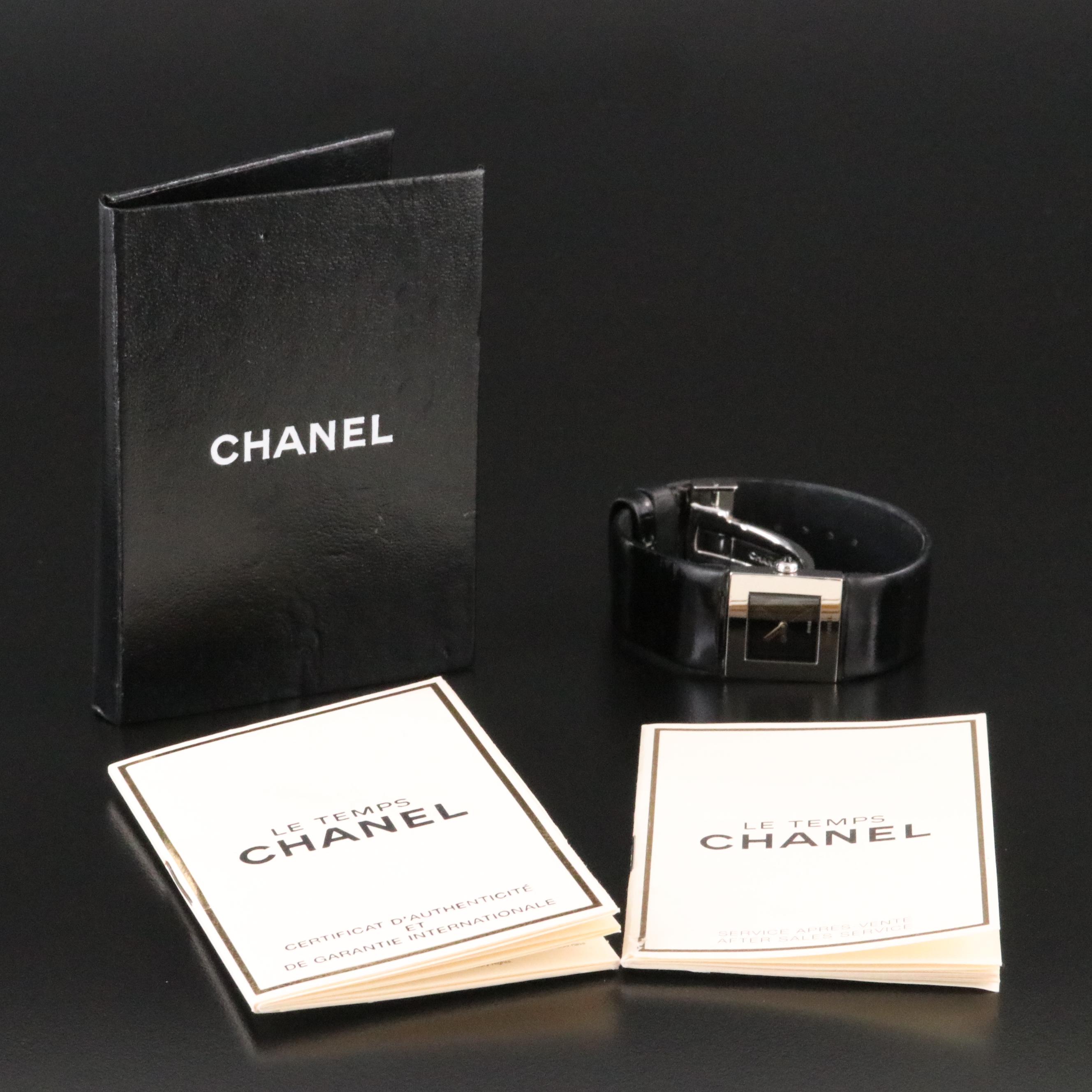 Chanel Matelasse Dial H011N 19mm Square Steel Quartz Watch