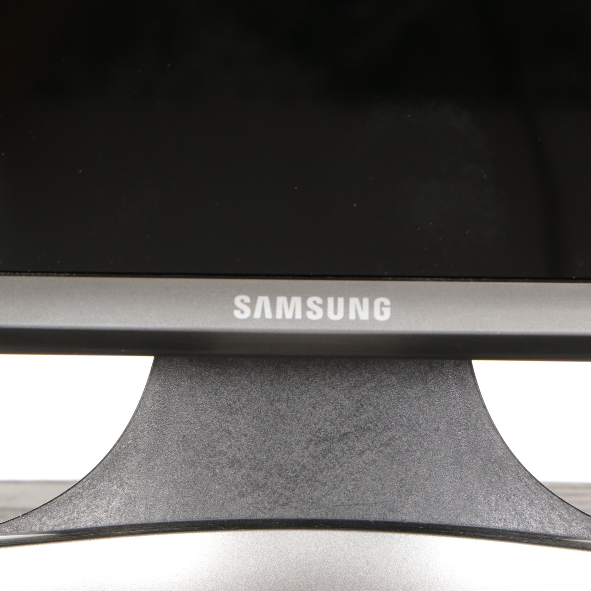 Harman/Kardon AVR 20II Receiver, Technics Turntable, Samsung TV, and Speakers