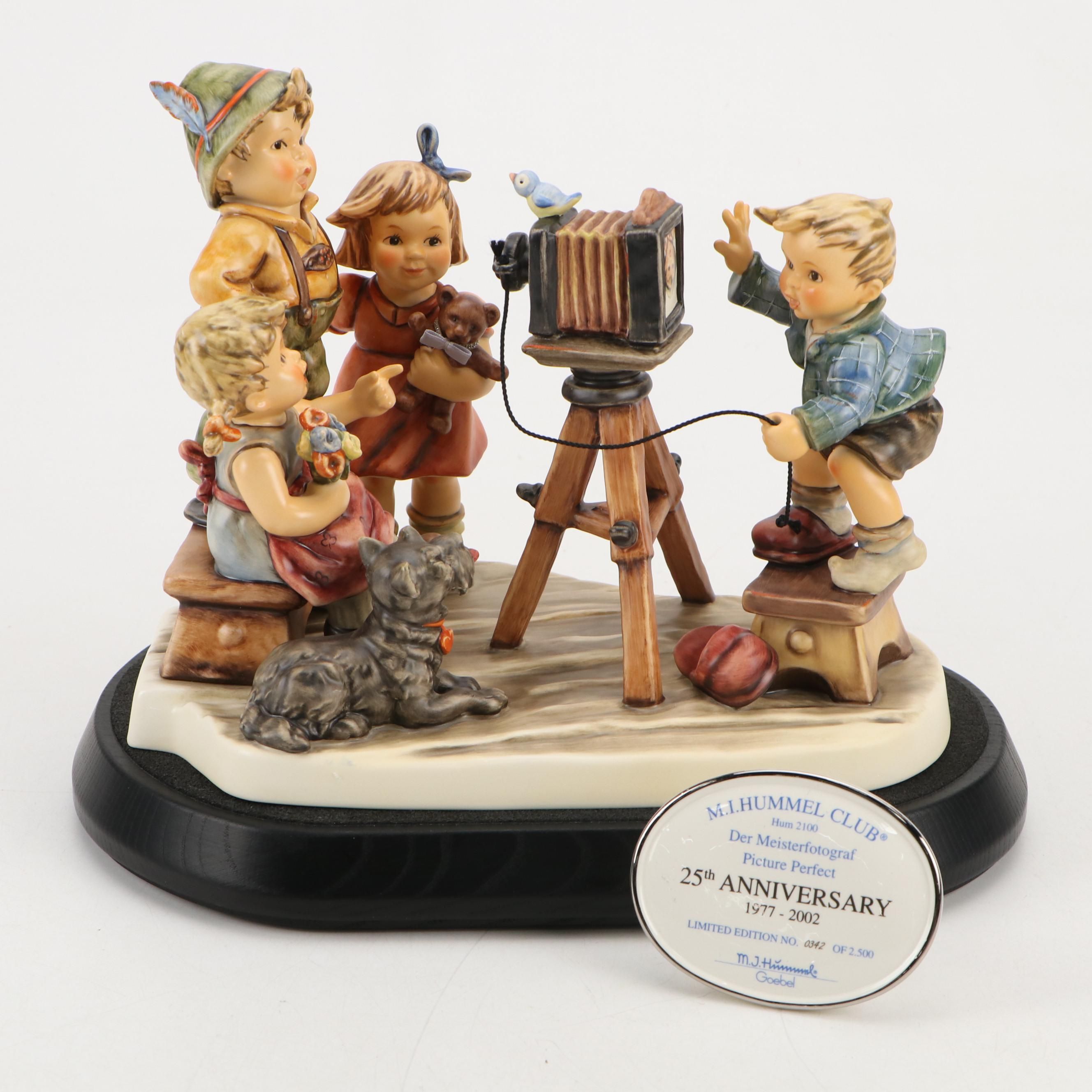 Goebel Hummel Porcelain "Picture Perfect", 2002
