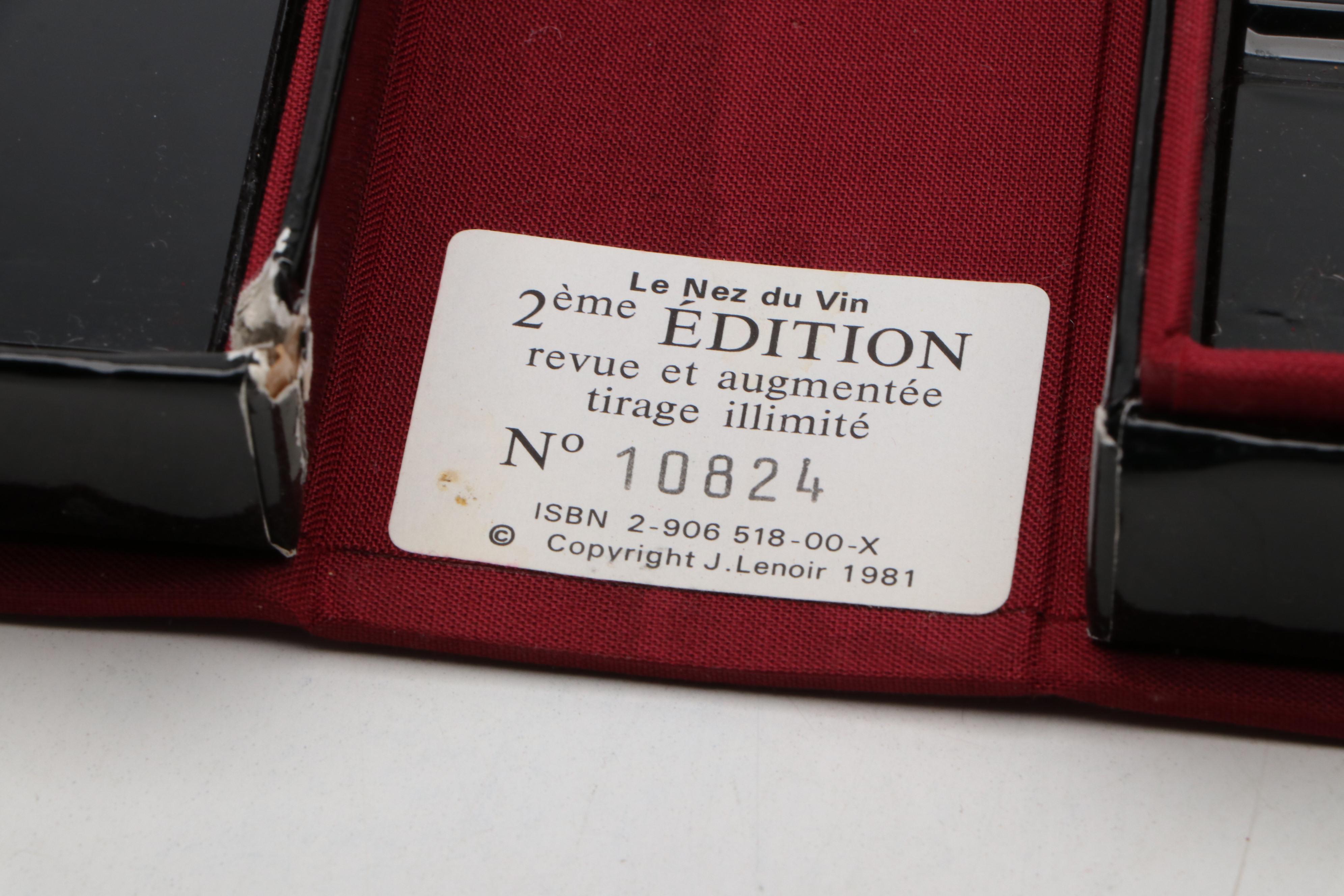 "Le Nez du Vin" Wine Aroma Guide by Jean Lenoir with Scent Sample Kit