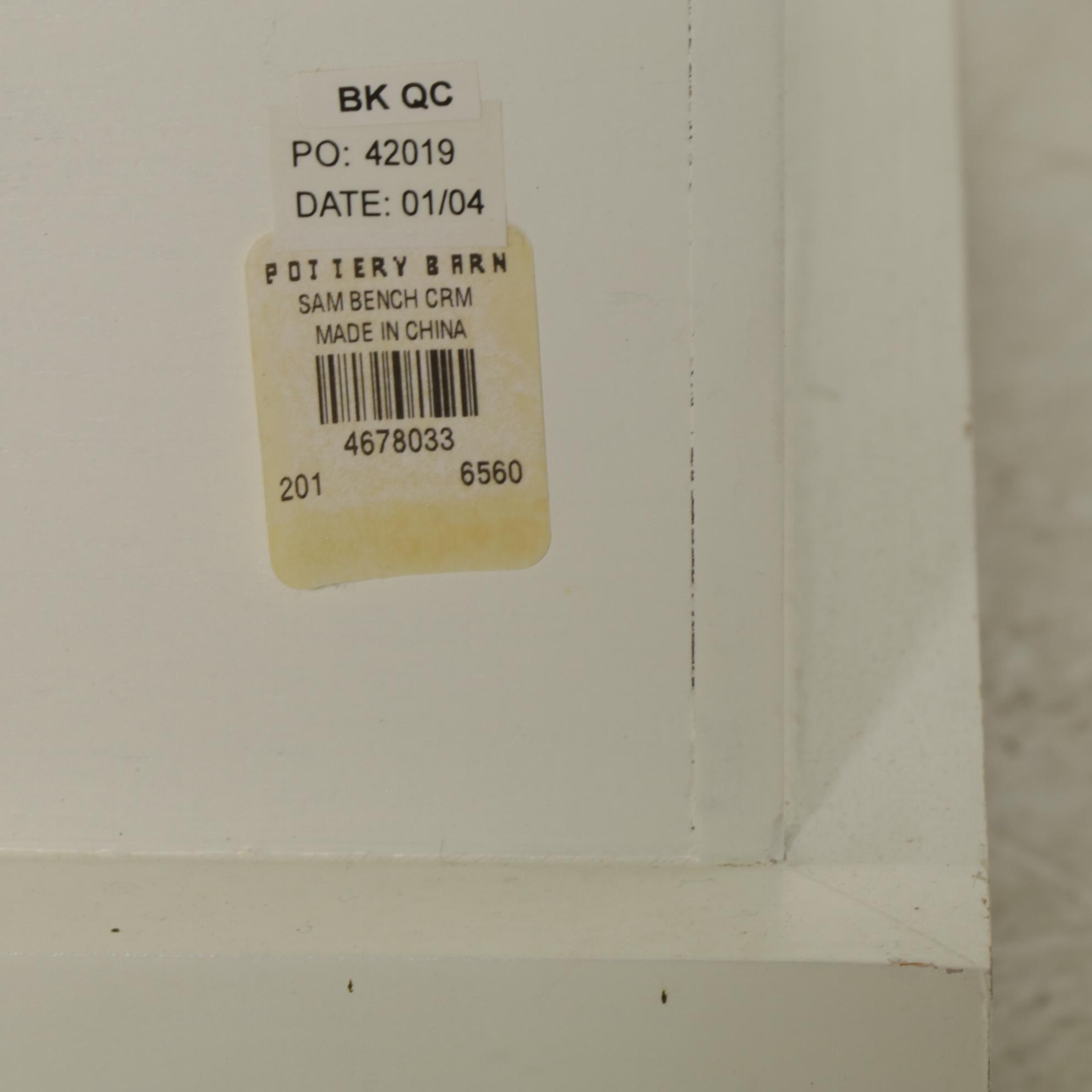 Pottery Barn White Entry Bench with storage Baskets