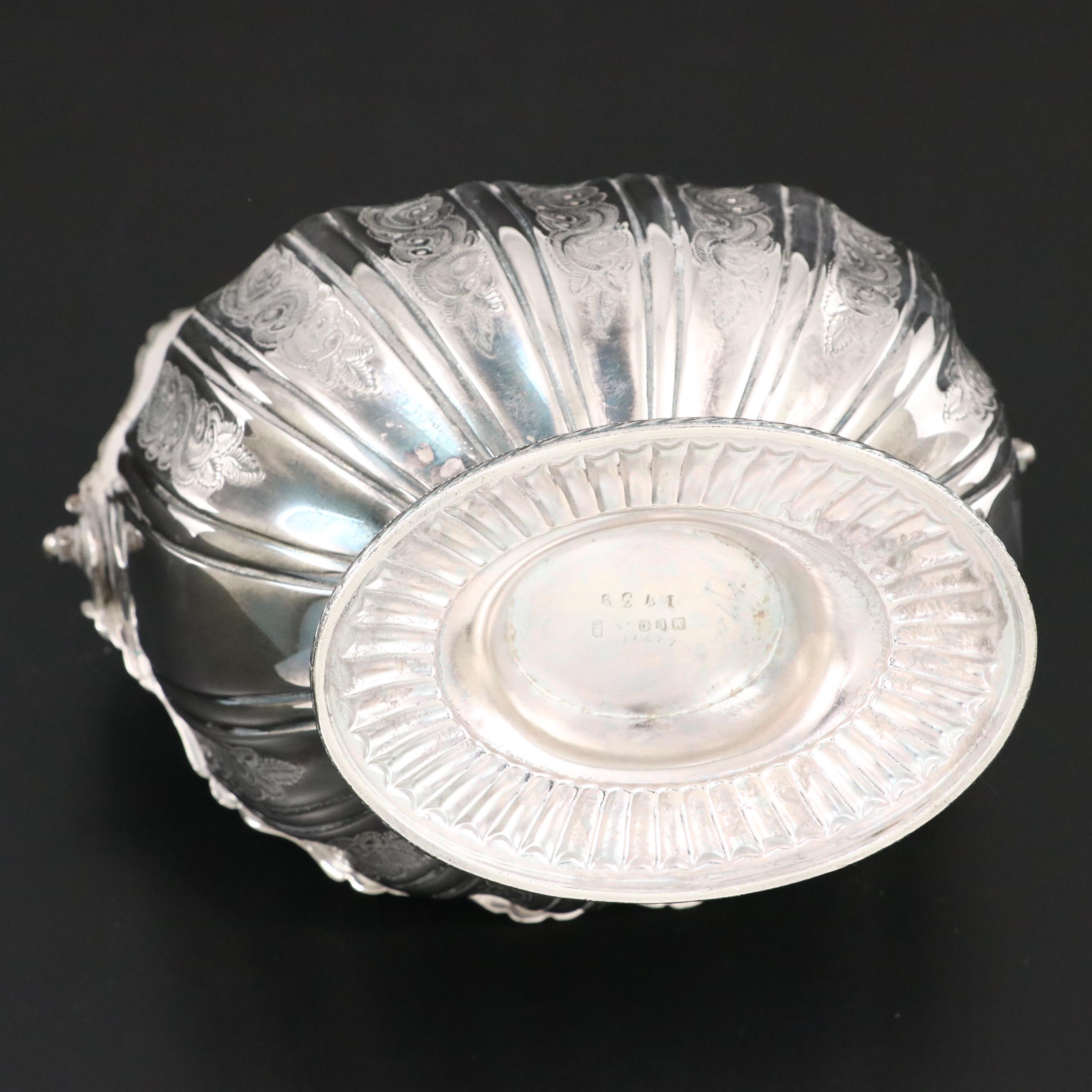 English Georgian Style Double Sided Silver Plate Biscuit Box