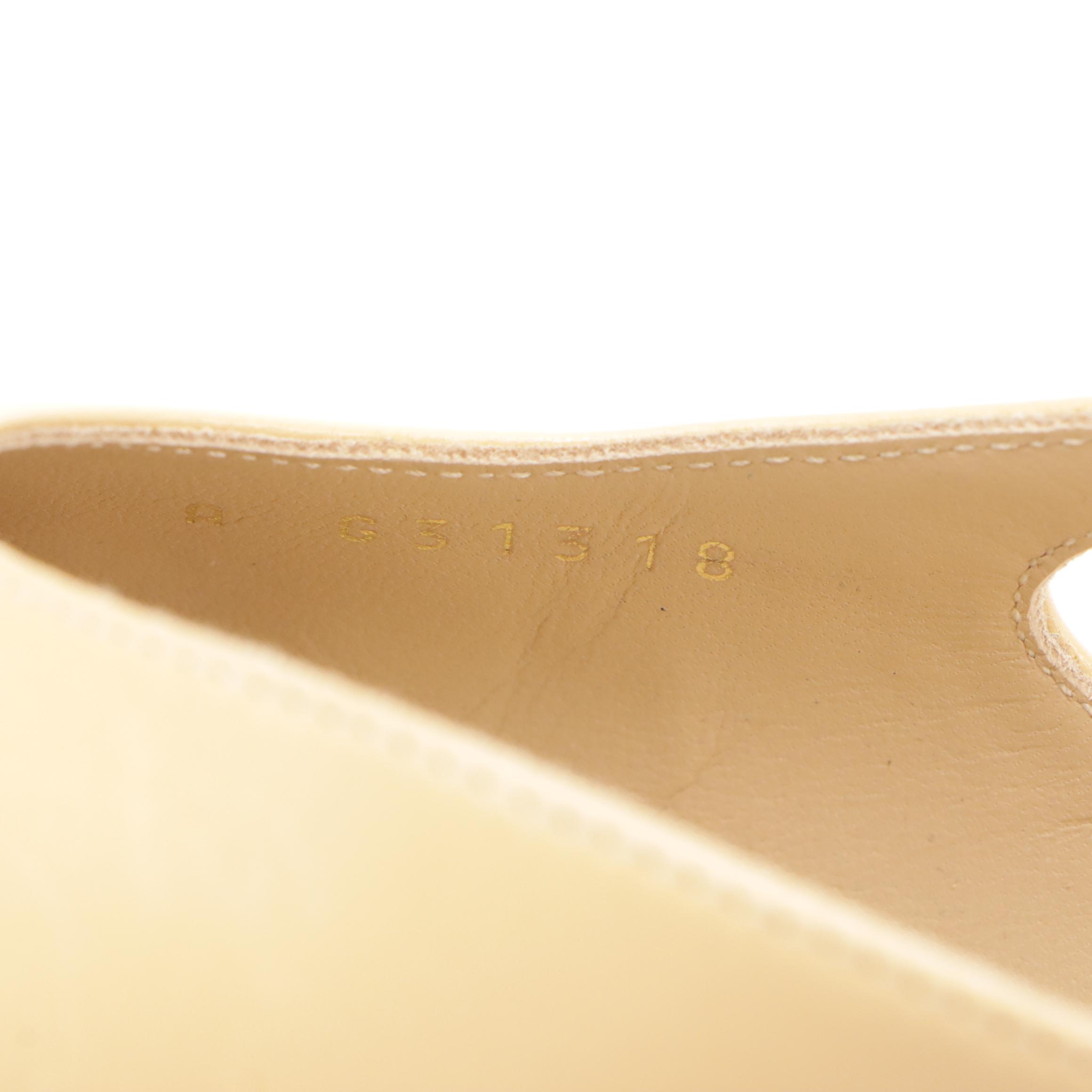 Chanel Two-Tone Slingback Pumps in Goatskin and Grosgrain with Box
