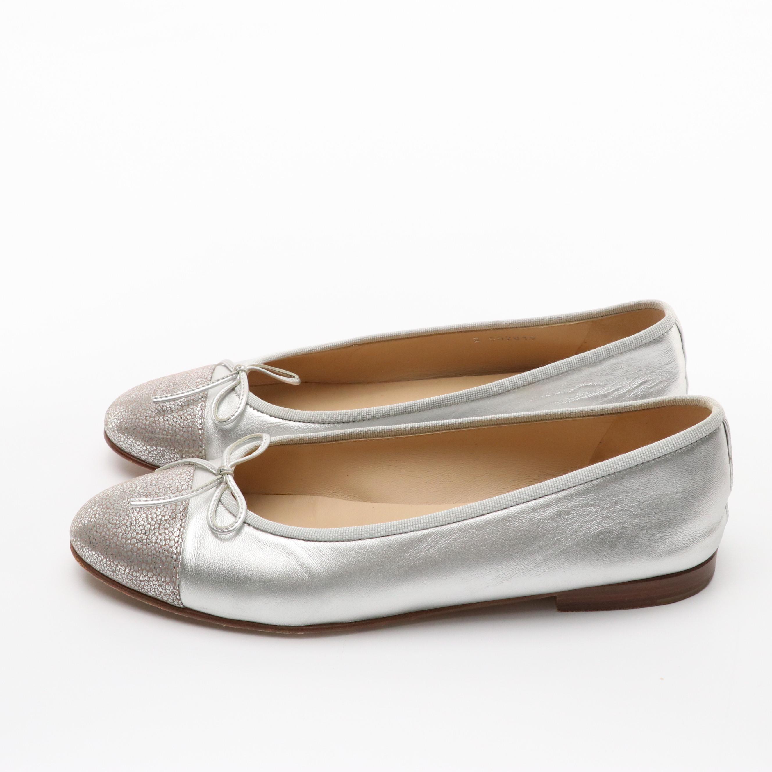 Chanel Ballet Flats in Metallic Silver Leather