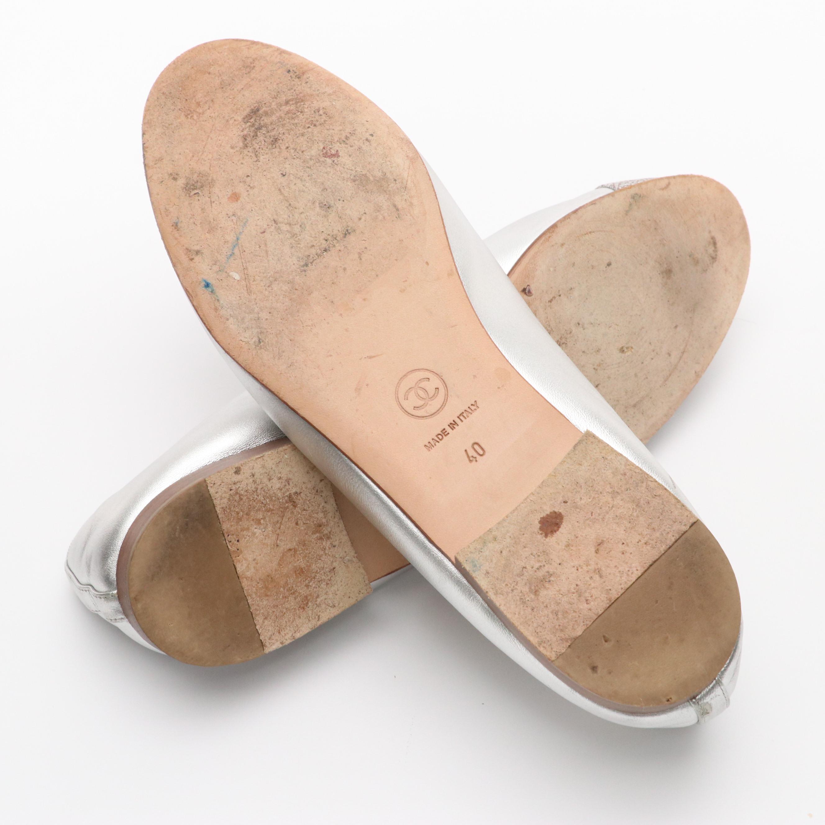 Chanel Ballet Flats in Metallic Silver Leather