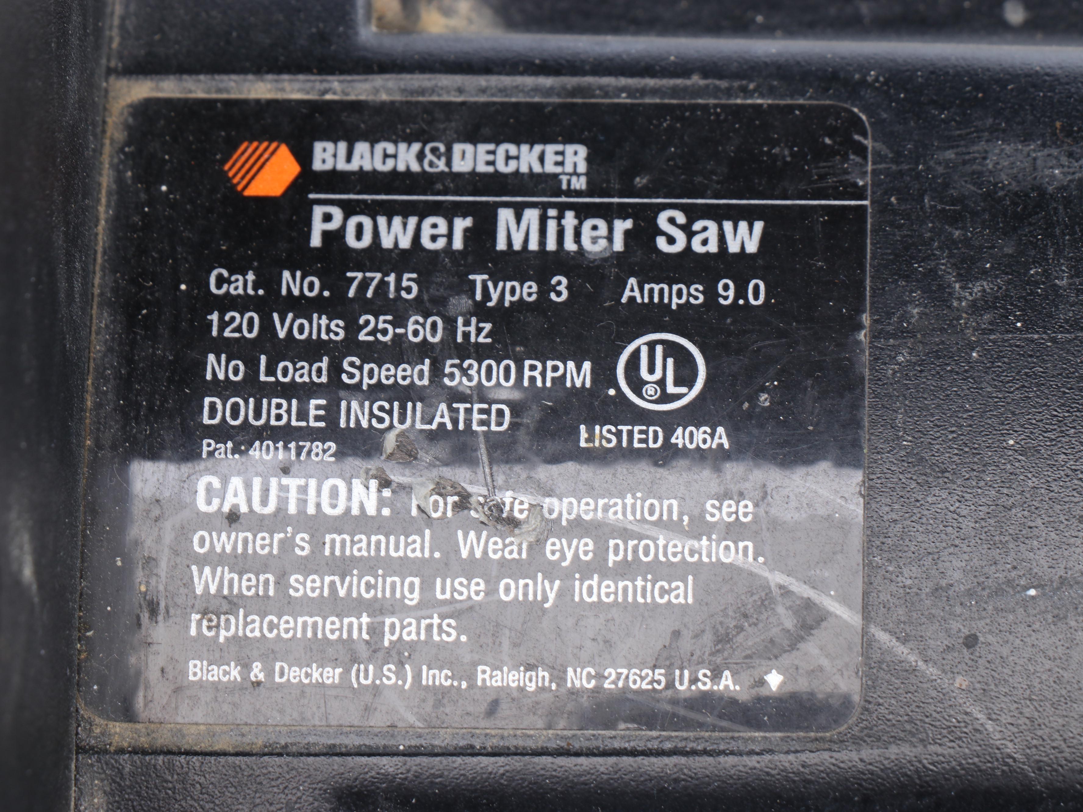 Black+Decker Power Miter Saw with Vermont American 9" Steel Blade