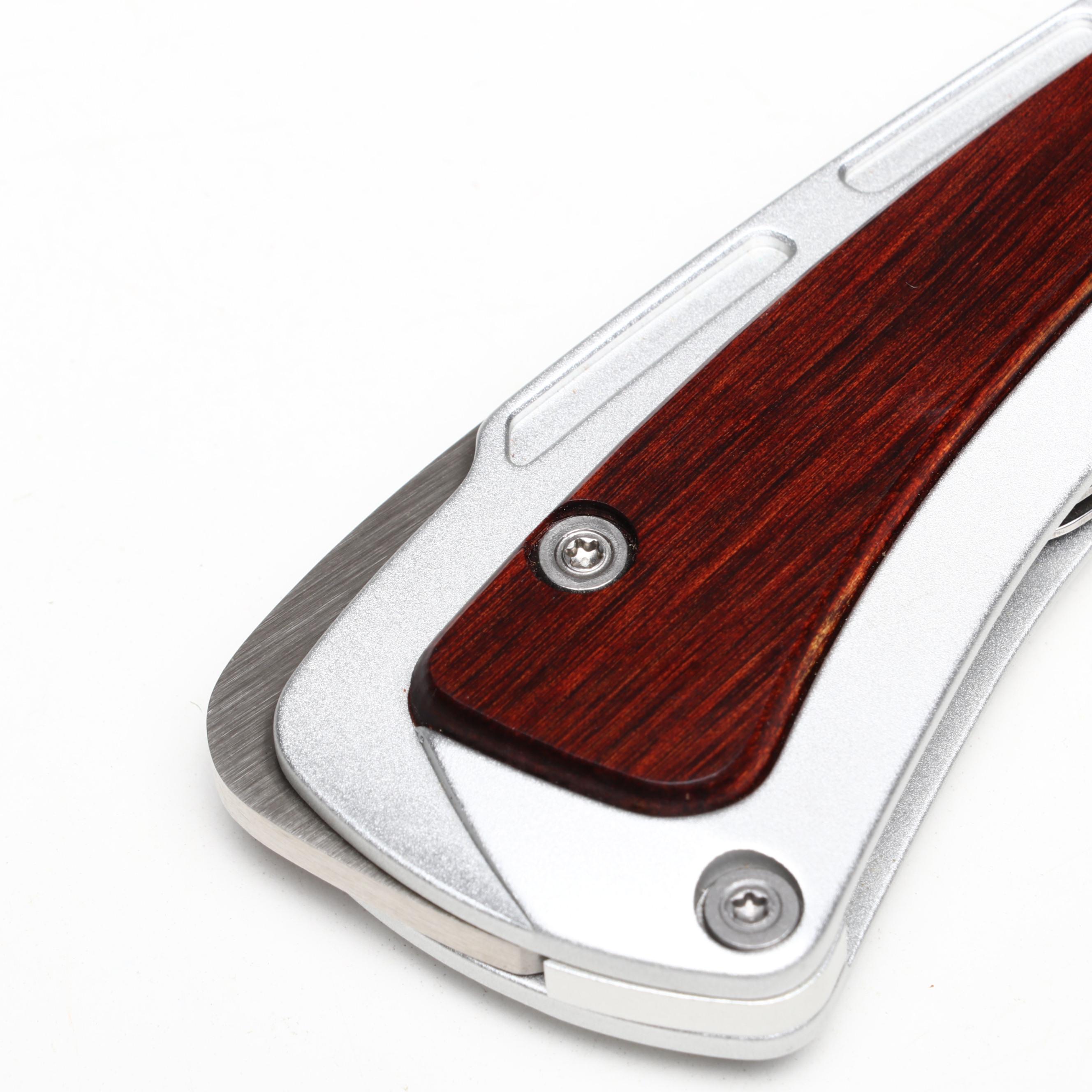 Leatherman "Klamath" Stainless Steel and Aluminum Handled Folding Knife