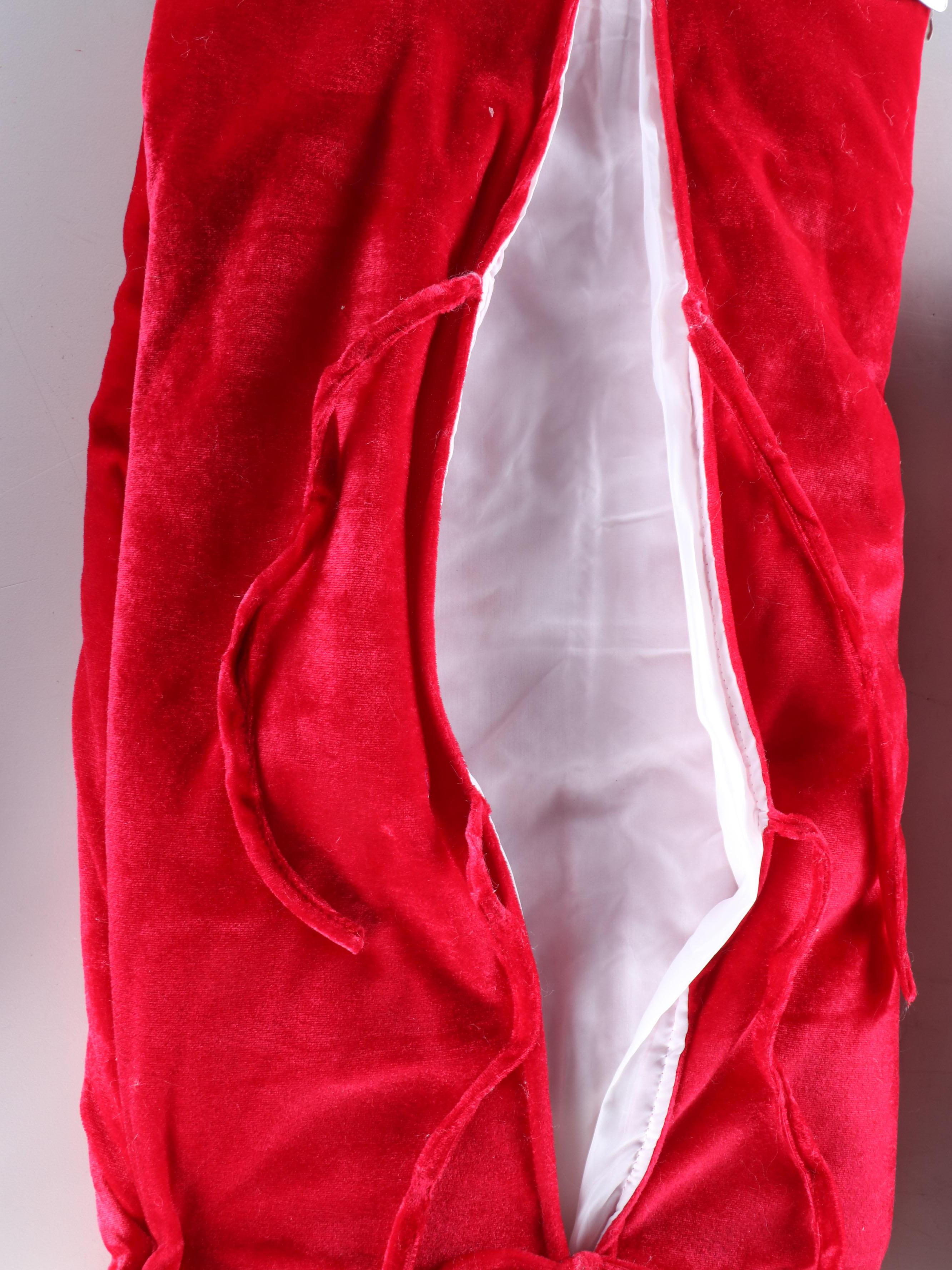 Mr. Christmas Animated Outdoor Climbing Santa with Other Tree Skirts