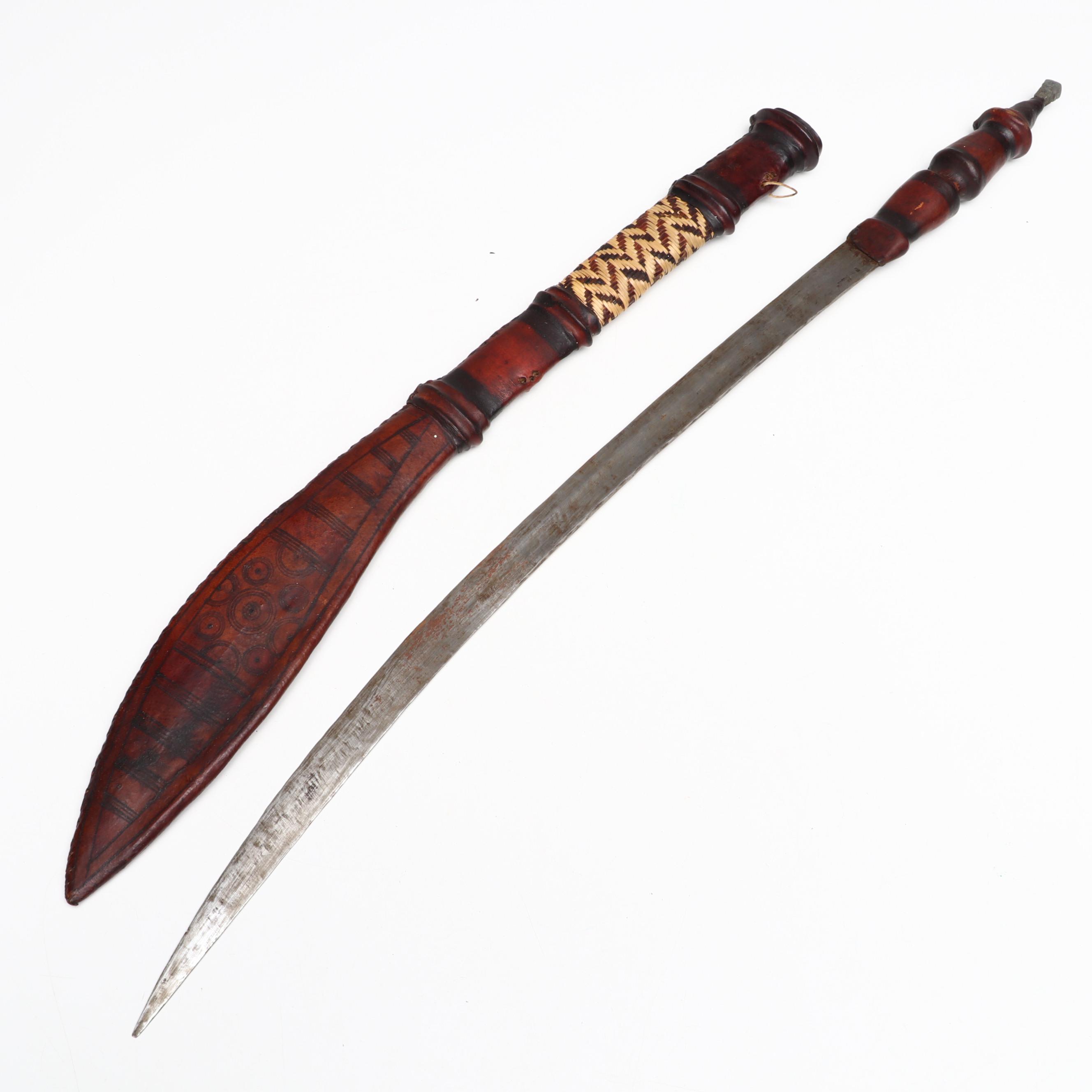 Victor Tool Co. "Woodman's Pal" with Boker, Orvis, Gerber and More Knives