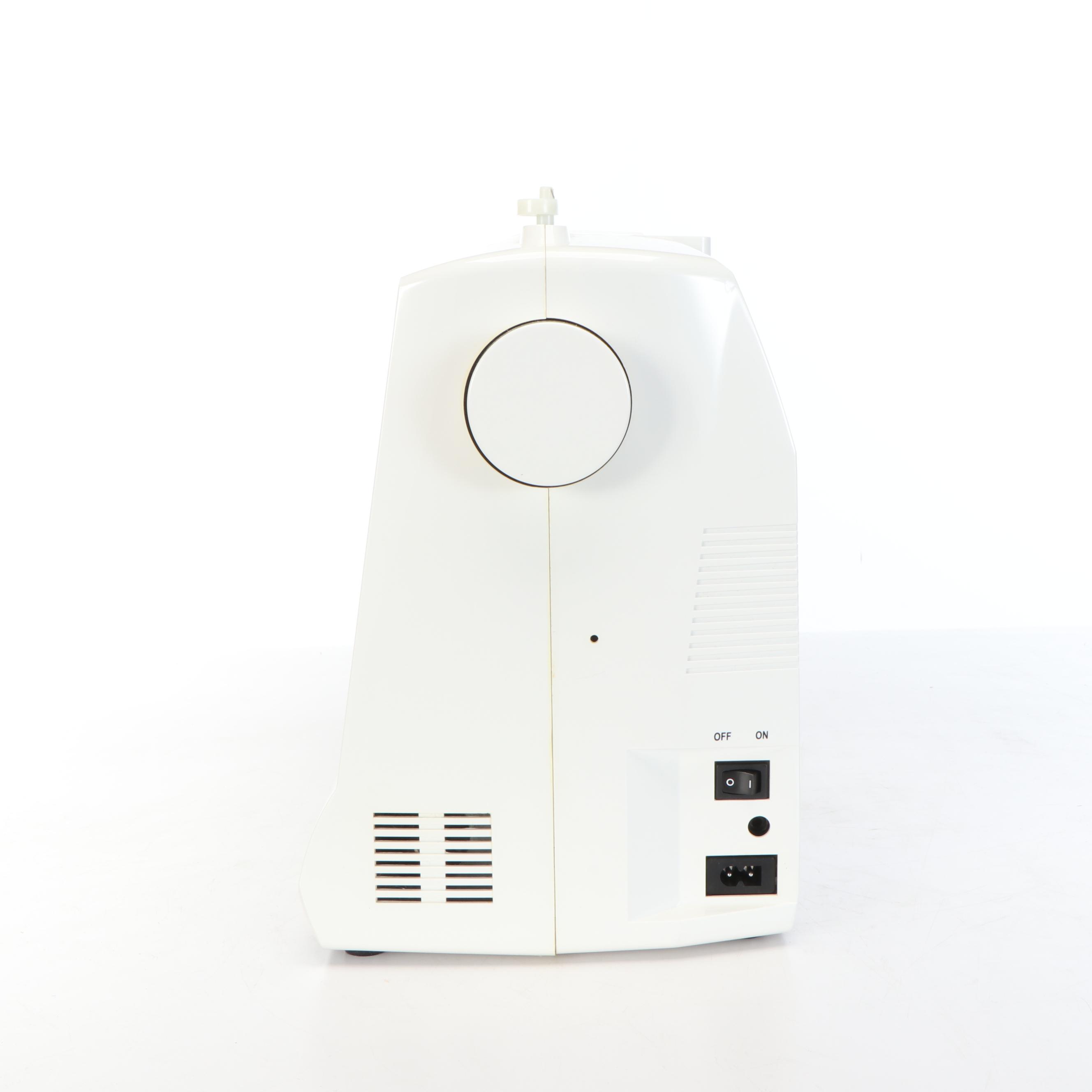 Singer Model 6160 Digital Electric Sewing Machine, Travel Case and Accessories