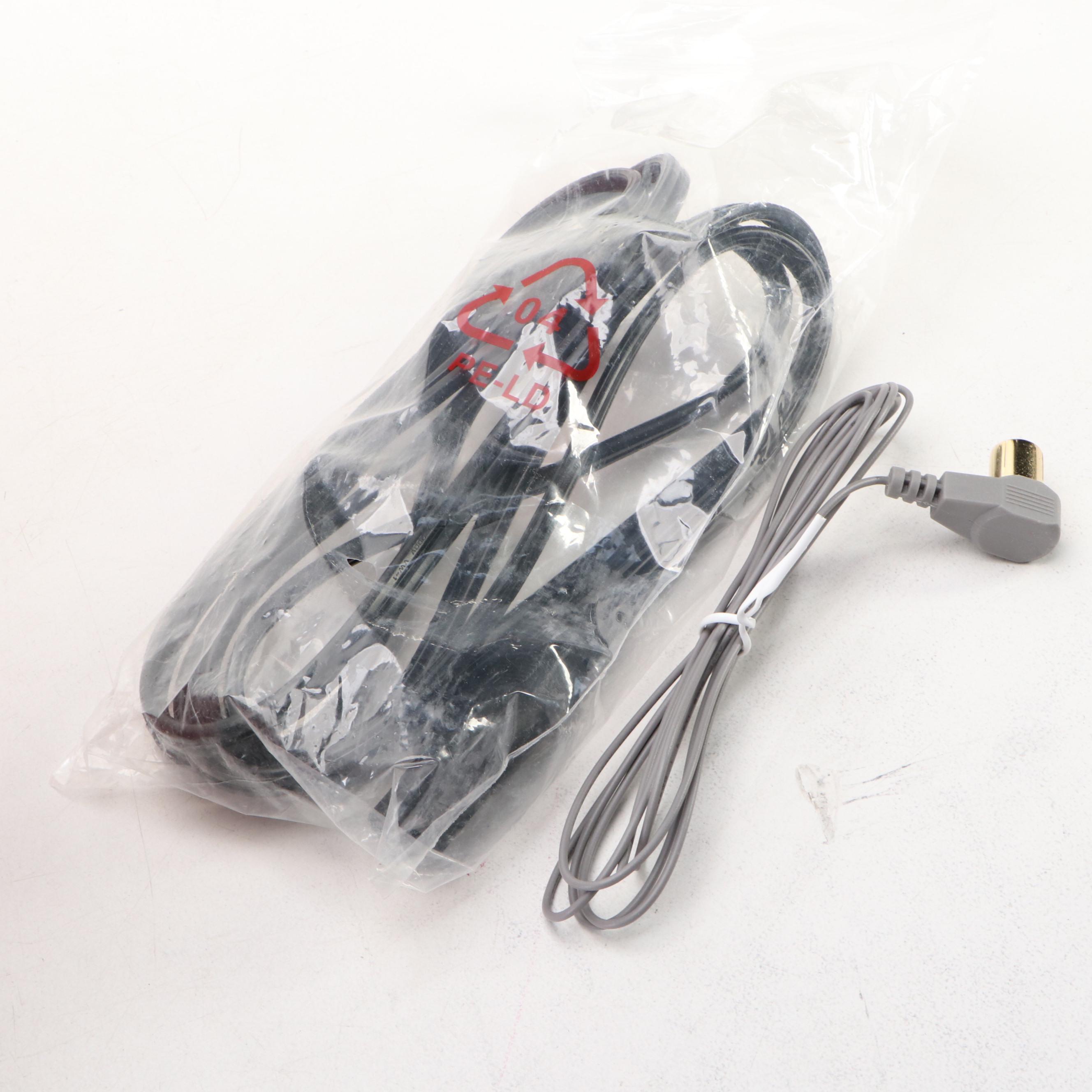 Sangean WR-11SE FM/AM Analog Wooden Cabinet Receiver