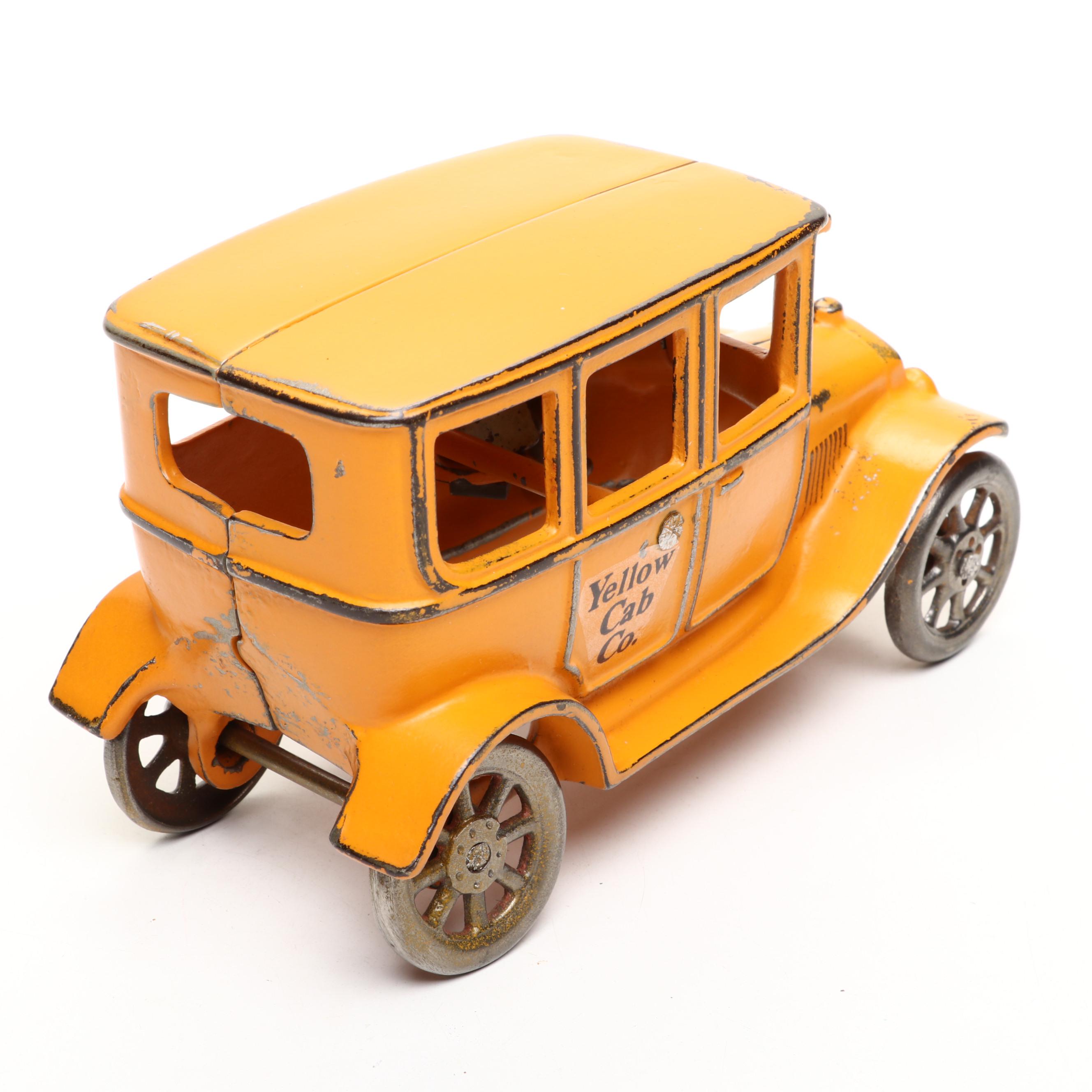 Arcade Mfg. Co. Cast Iron "Yellow Cab Co." Ford Model T Toy Car, 1924
