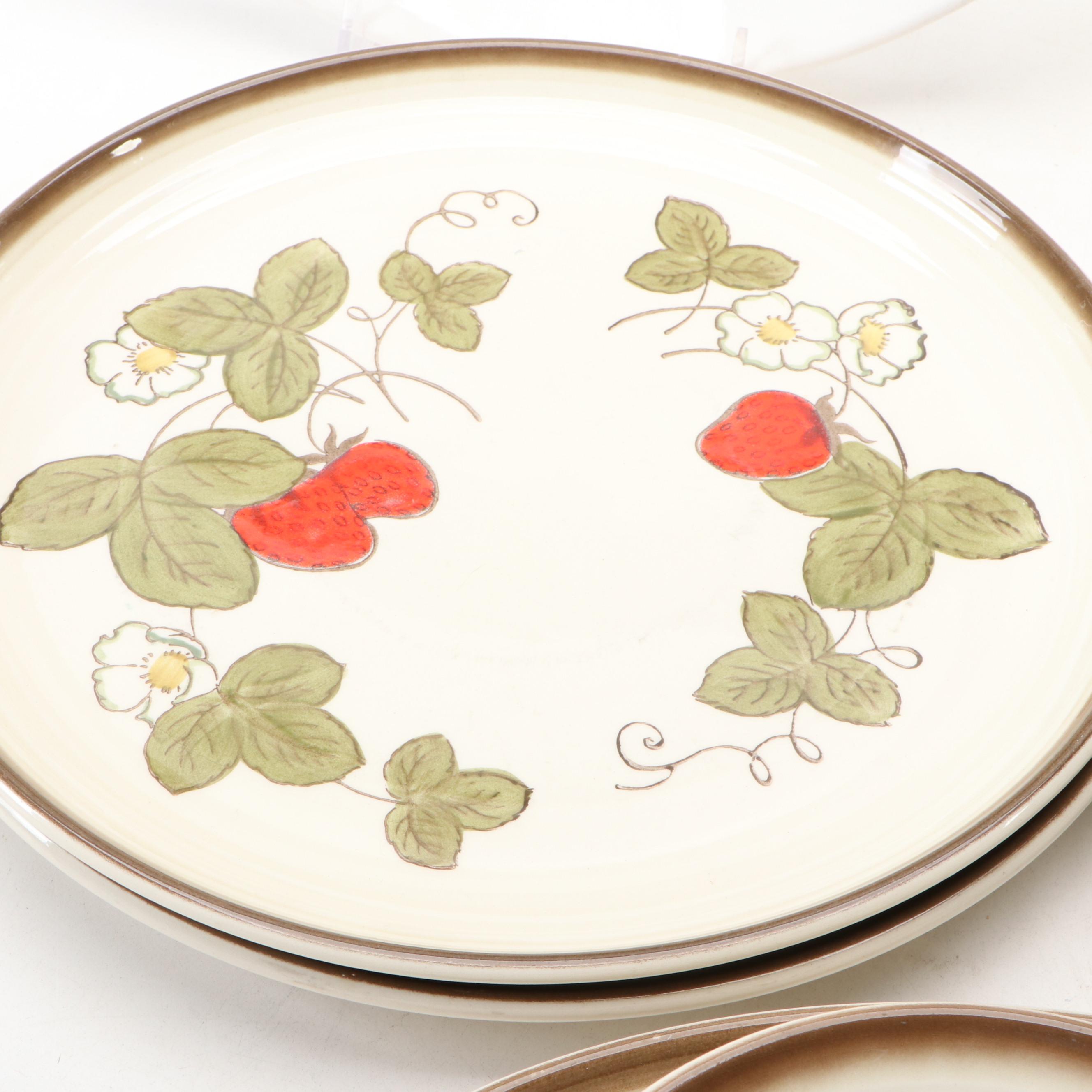 Mikasa "Duplex," Metlox "Poppytrail," and More Ceramic Dinnerware