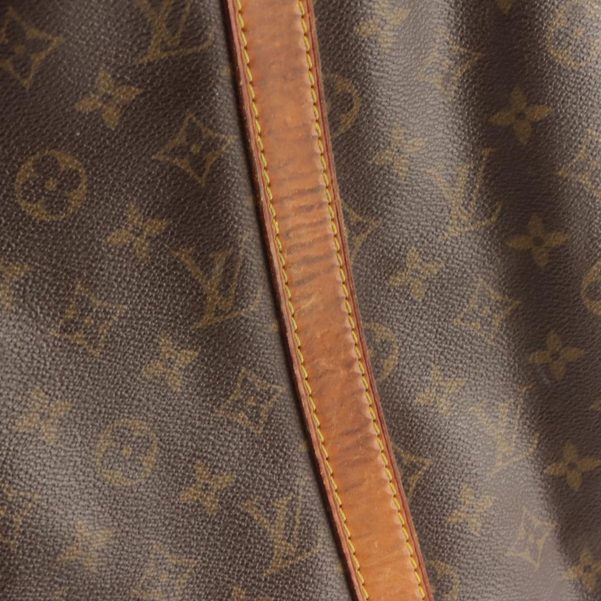 Louis Vuitton Keepall 50 Travel Bag in Monogram Canvas and Leather