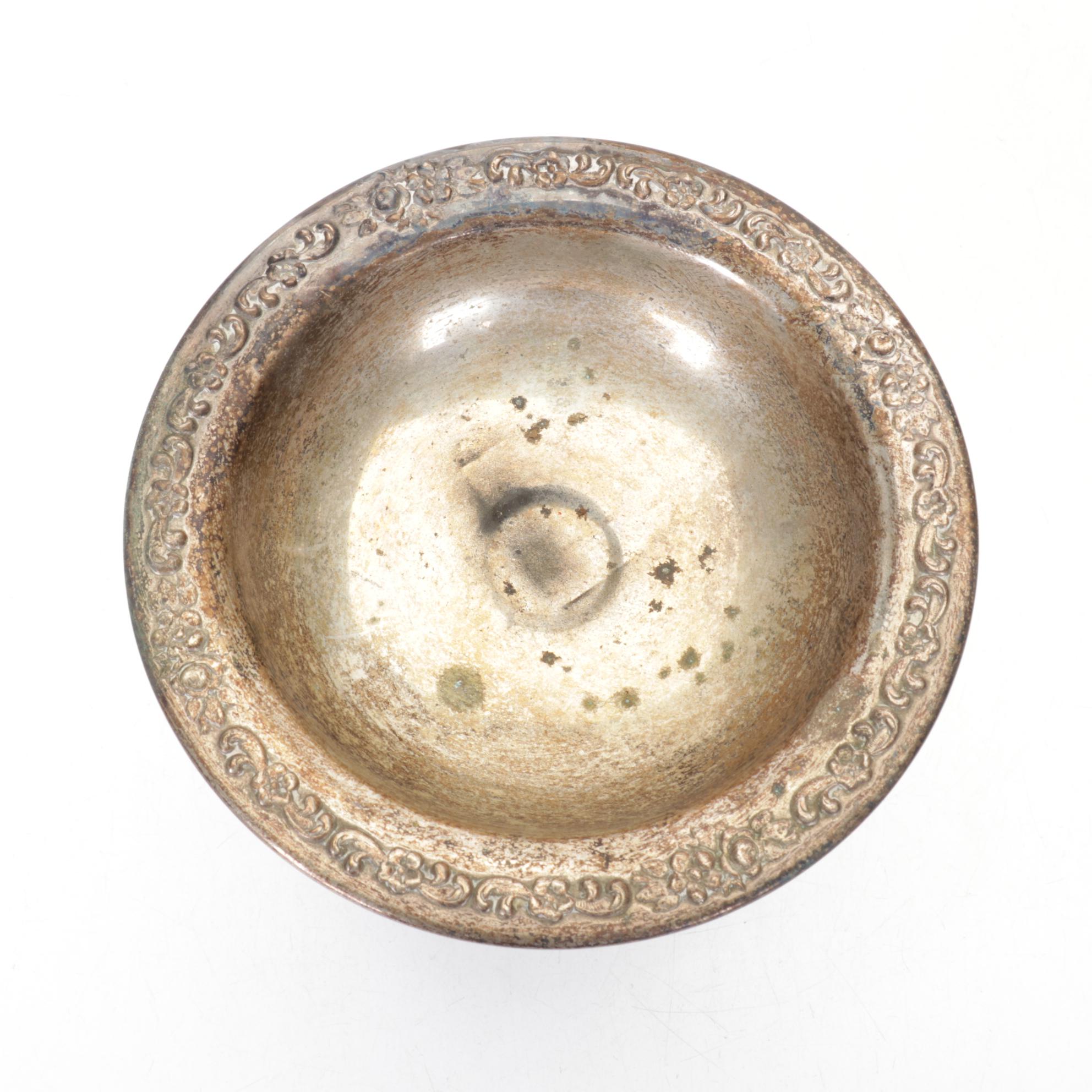 Wallace Baroque Round Gallery Tray and Other Silverplate Serving Pieces