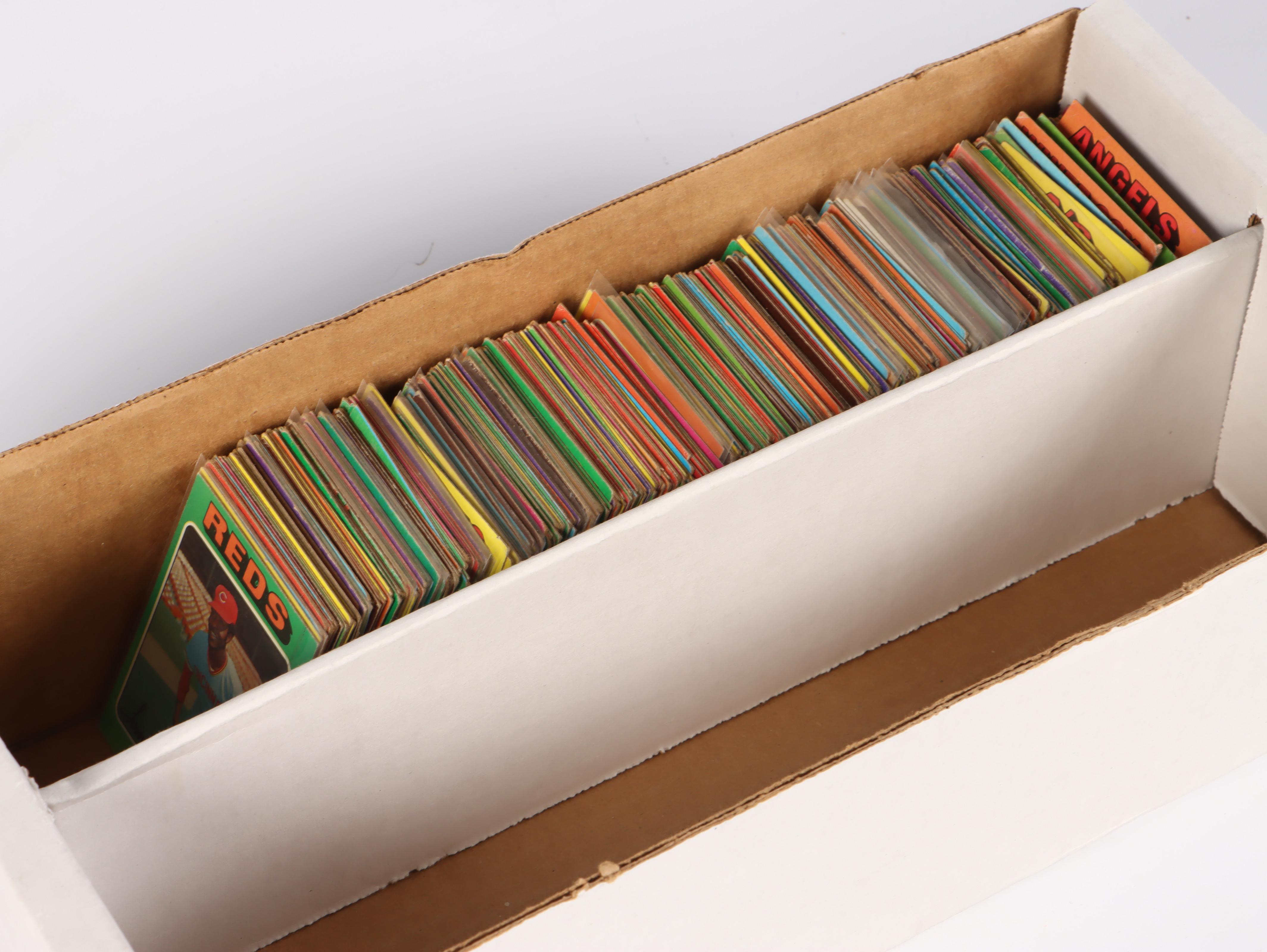 1975 Topps Baseball Cards Featuring Hank Aaron, Reggie Jackson, and More