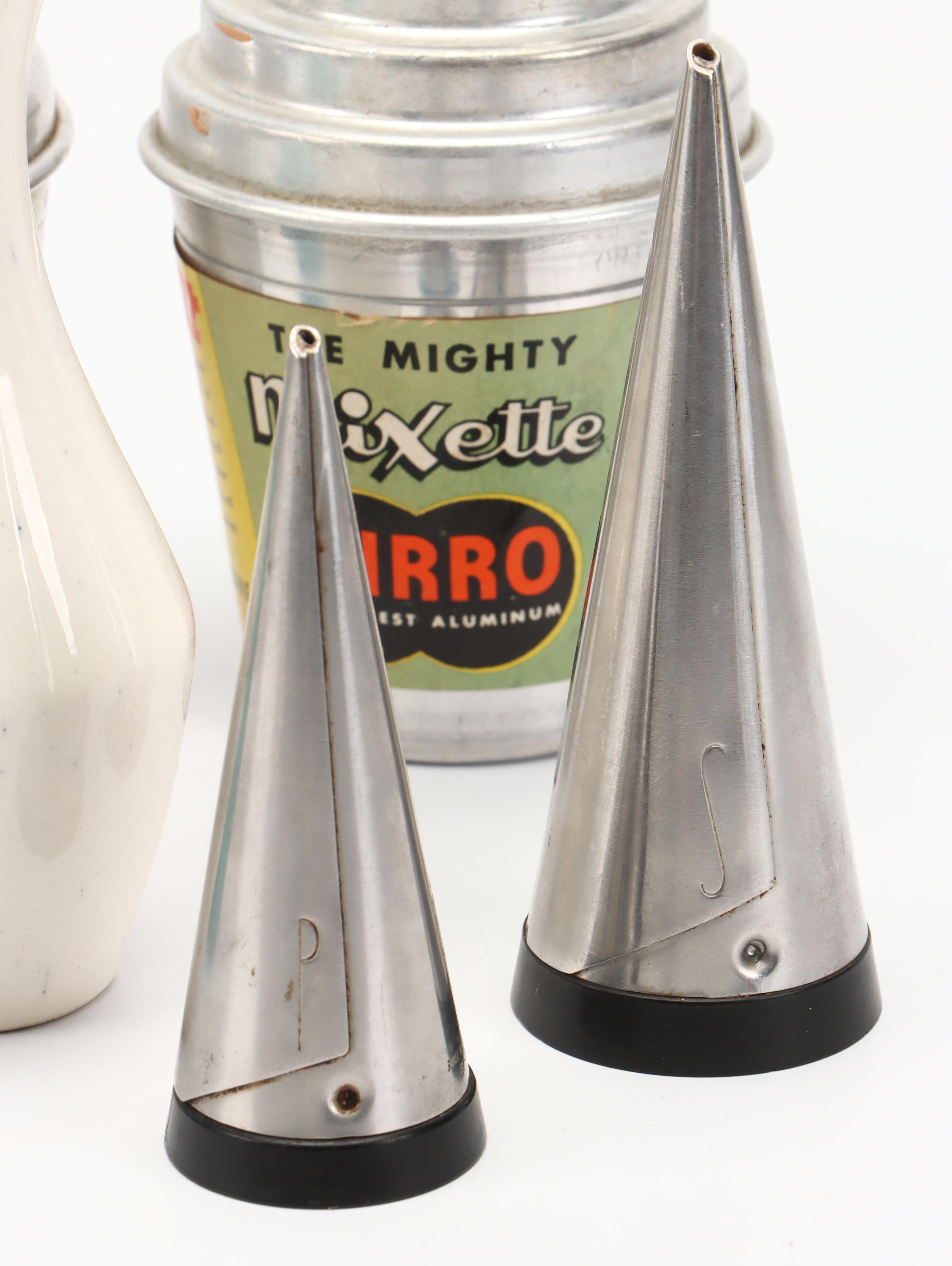 Stainless Steel, Wooden, and Other Shaker Sets with Aluminum Measuring Cup