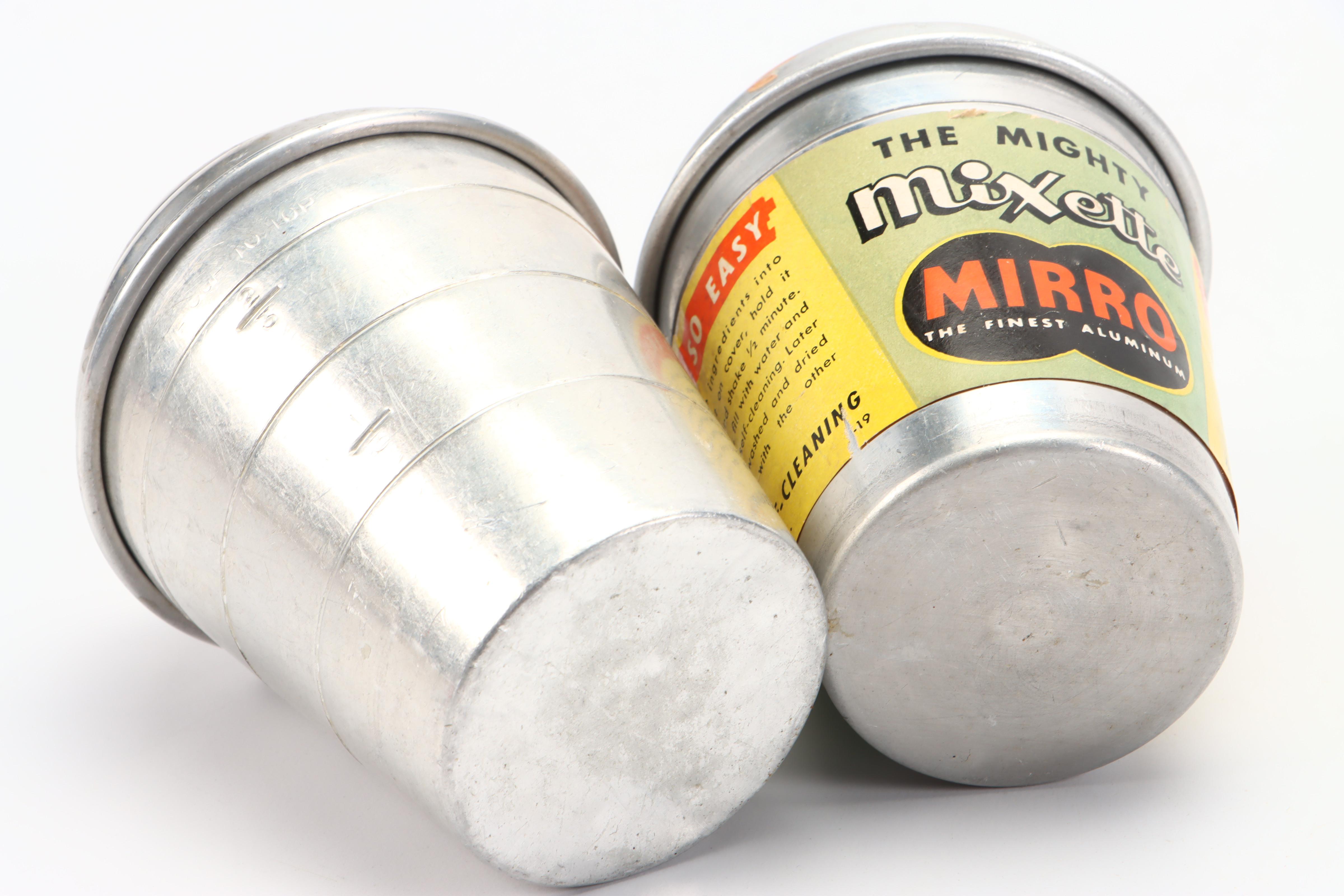 Stainless Steel, Wooden, and Other Shaker Sets with Aluminum Measuring Cup