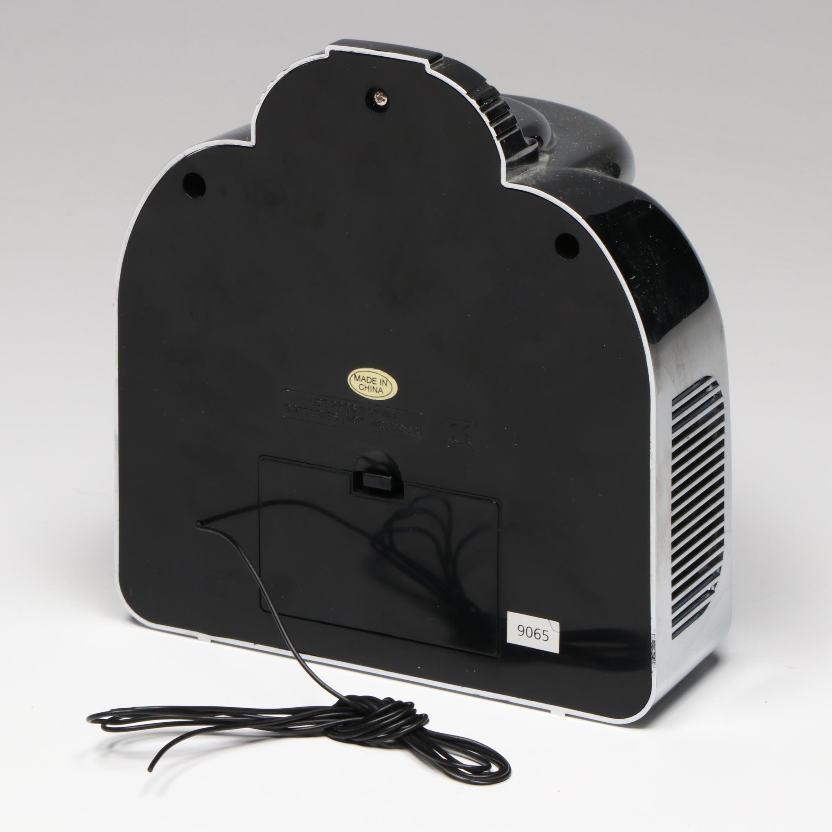 Children's Desk Lamp with Classic Tunes Tabletop Jukebox AM/FM Radio