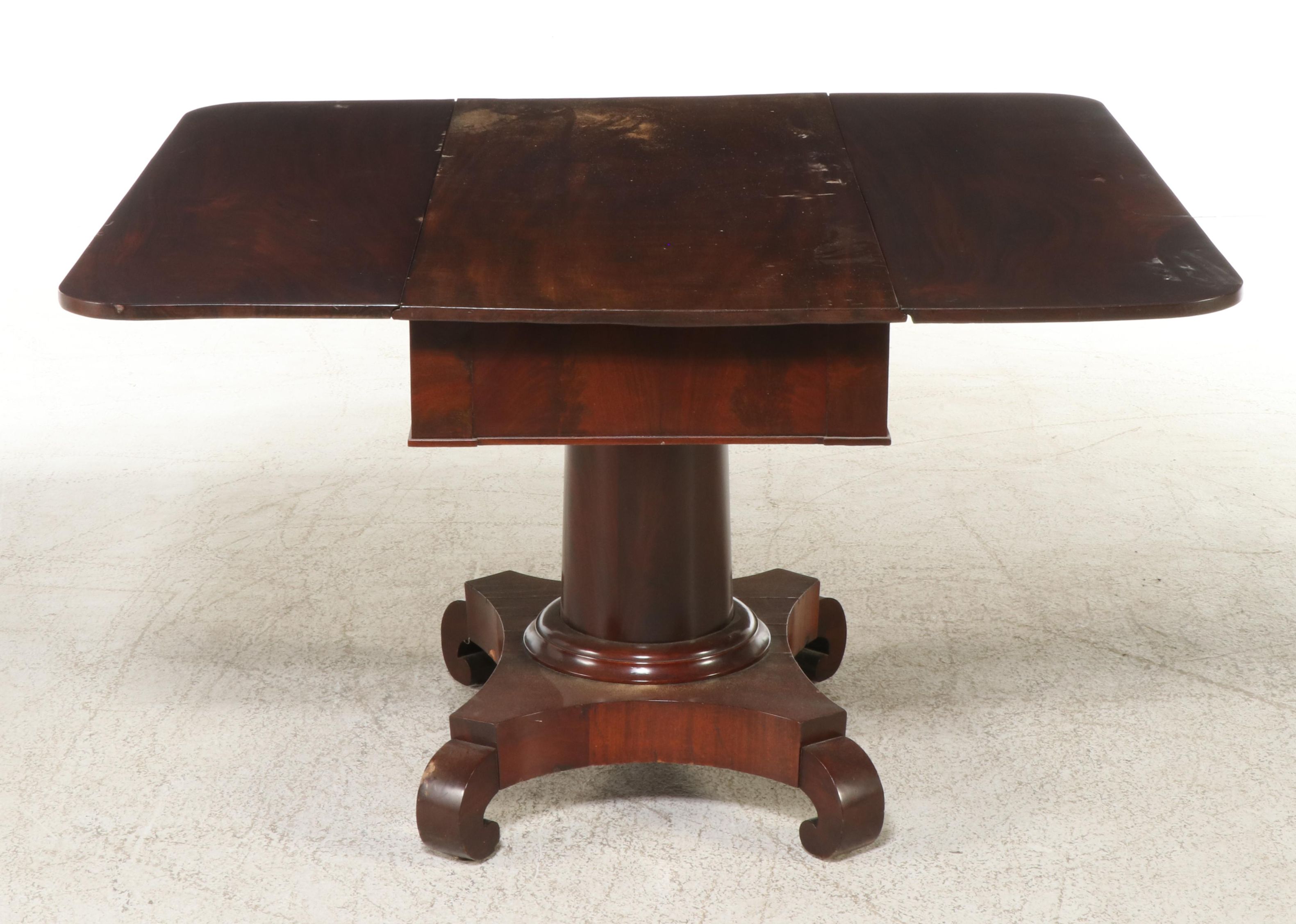 Classical Style Mahogany Drop-Leaf Dining Table, Early 20th Century