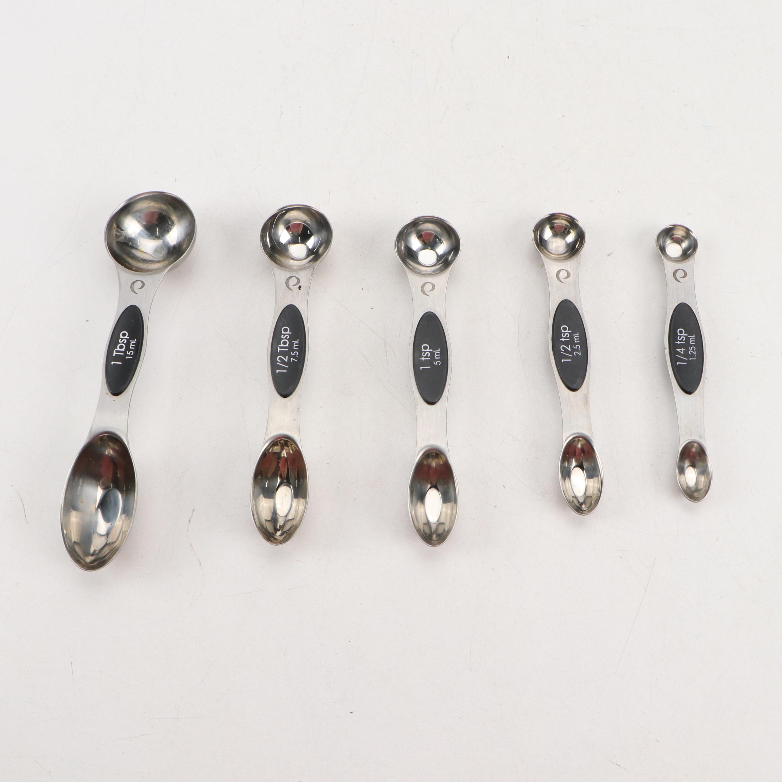 Joseph Joseph with Other Cooking Utensils and Cookware