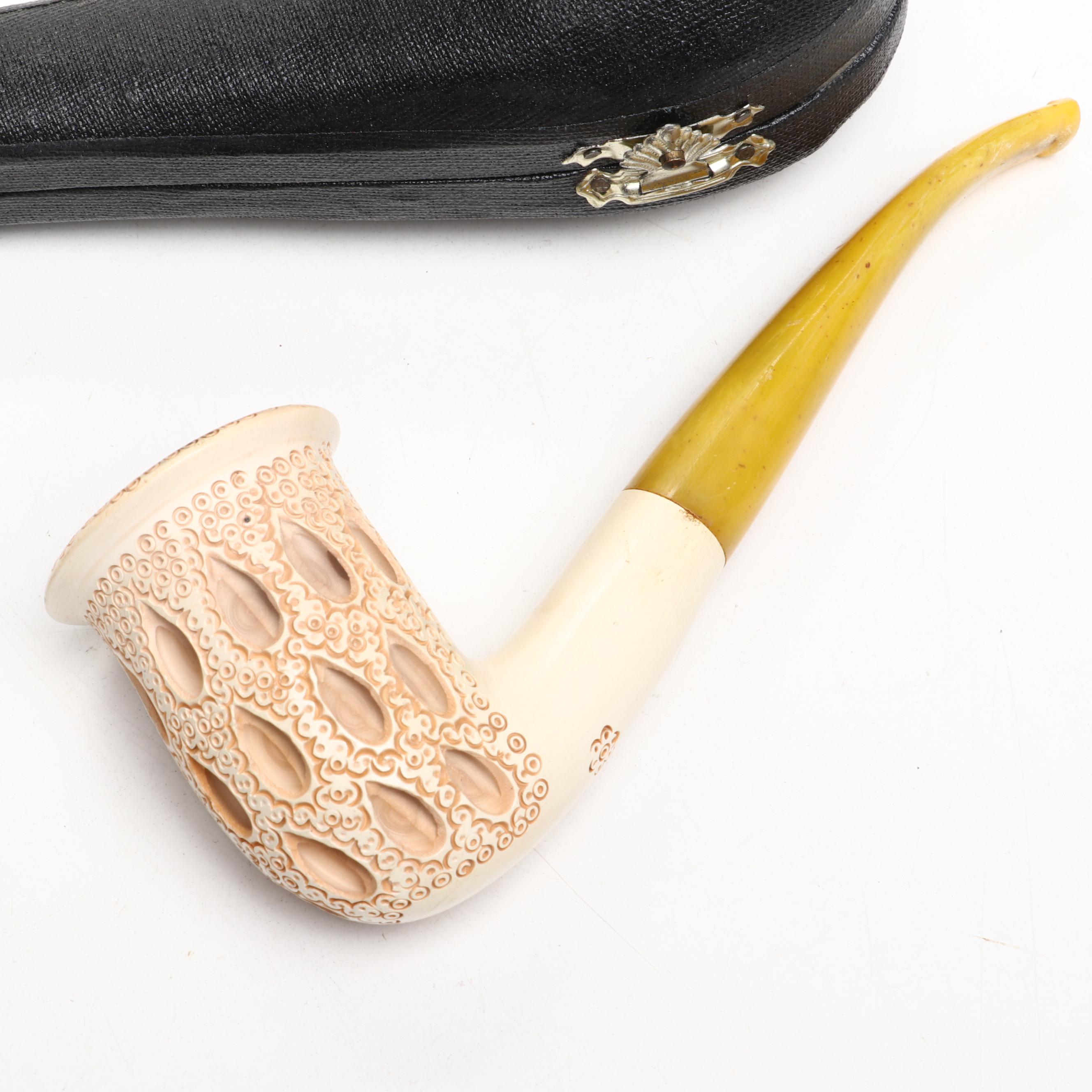 Carved Meerschaum Pipe in Hard Case