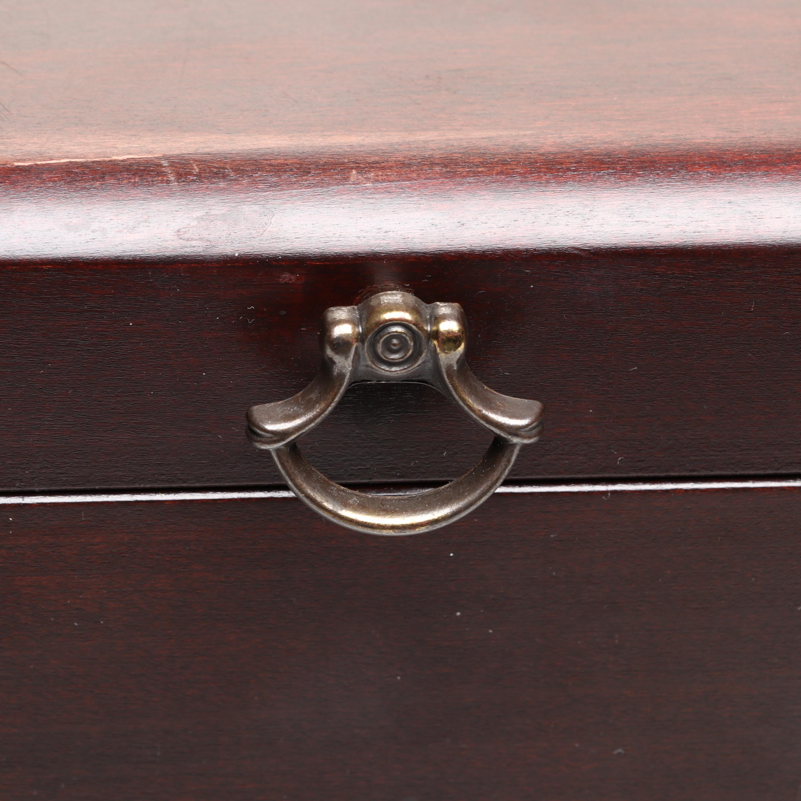 Reed & Barton Tarnish Resistant Hardwood Silverware Chest