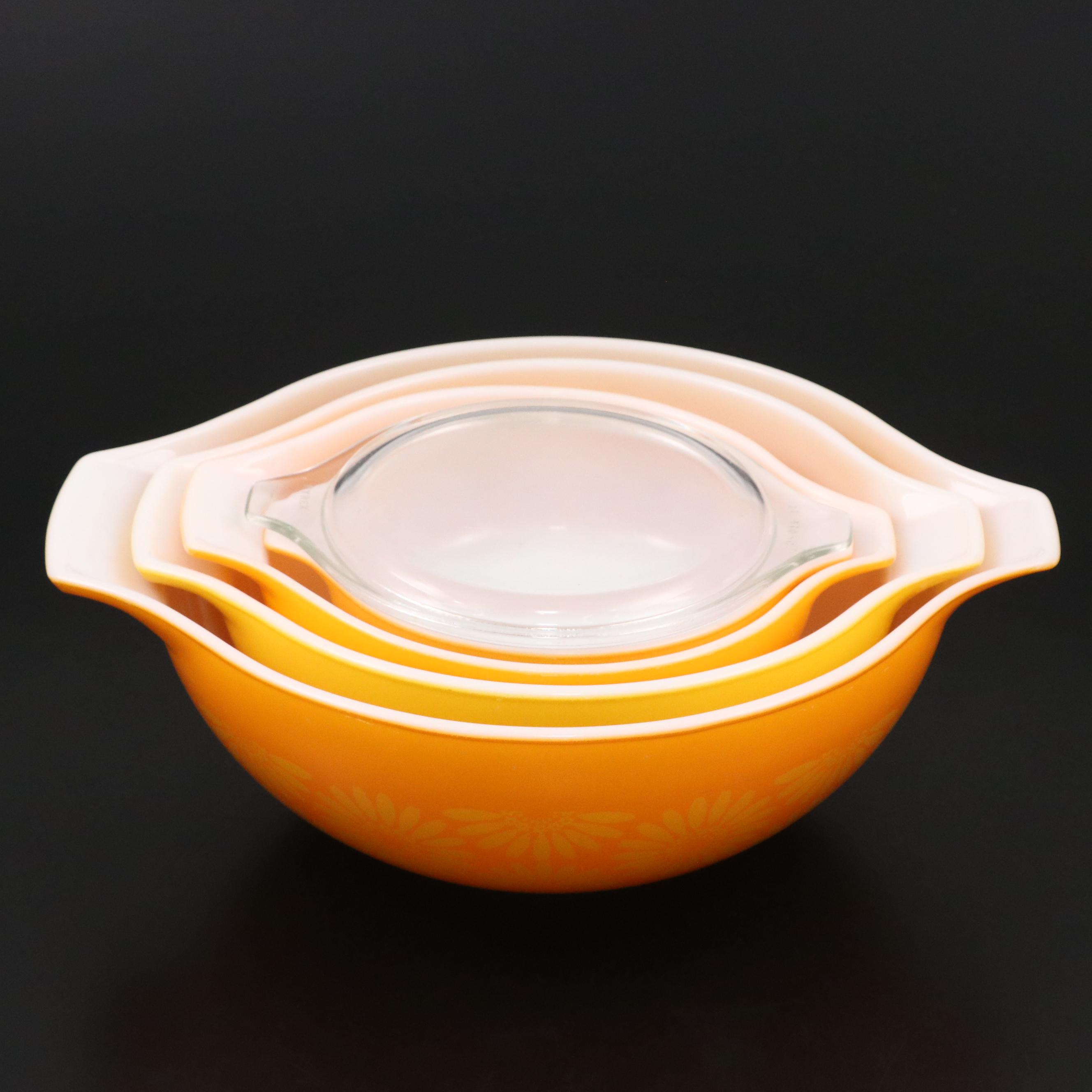 Pyrex "Daisy" and "Town & Country" Glass Cinderella Bowls, Mid-20th Century