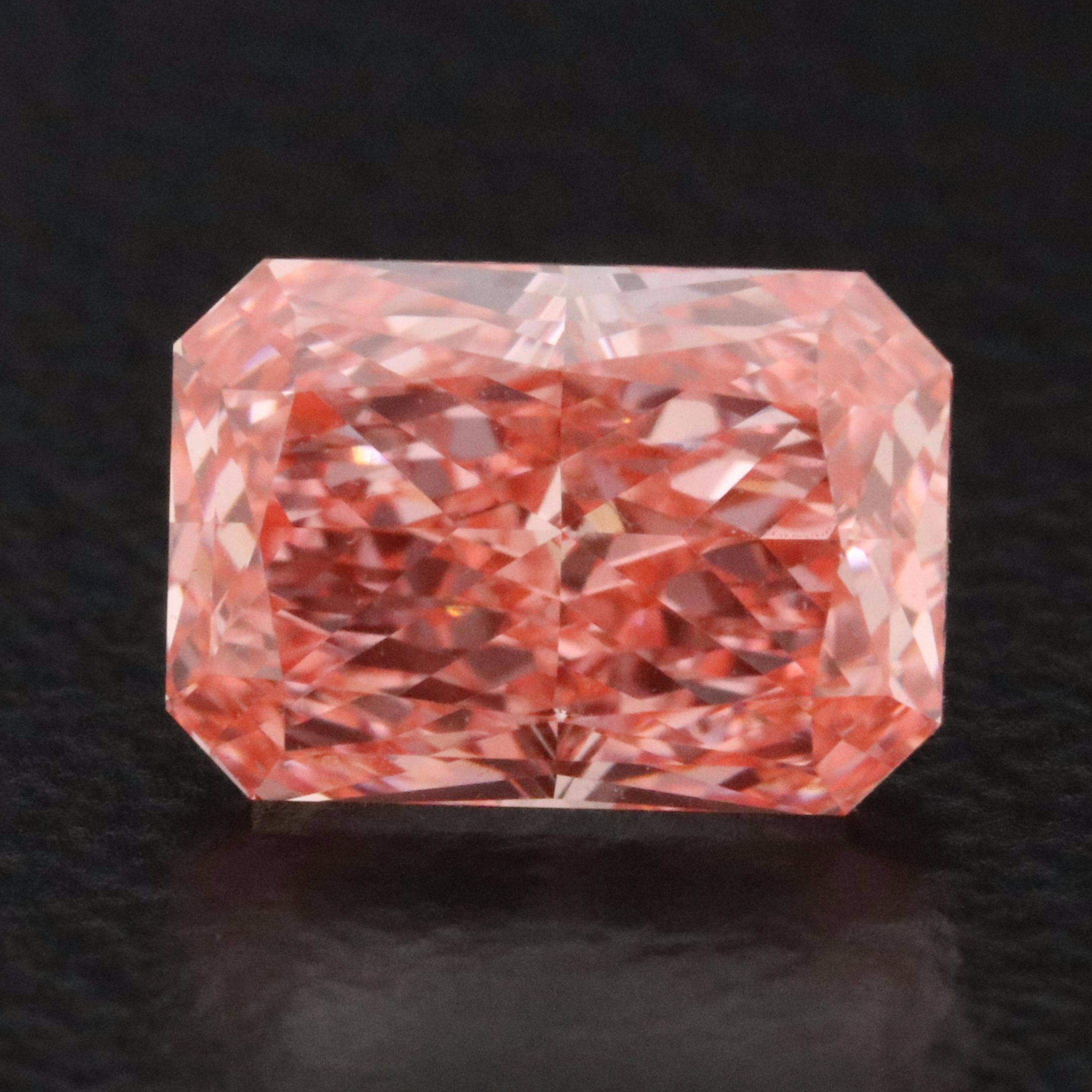Loose 1.59 CT Lab Grown Fancy Pink Diamond with IGI Report