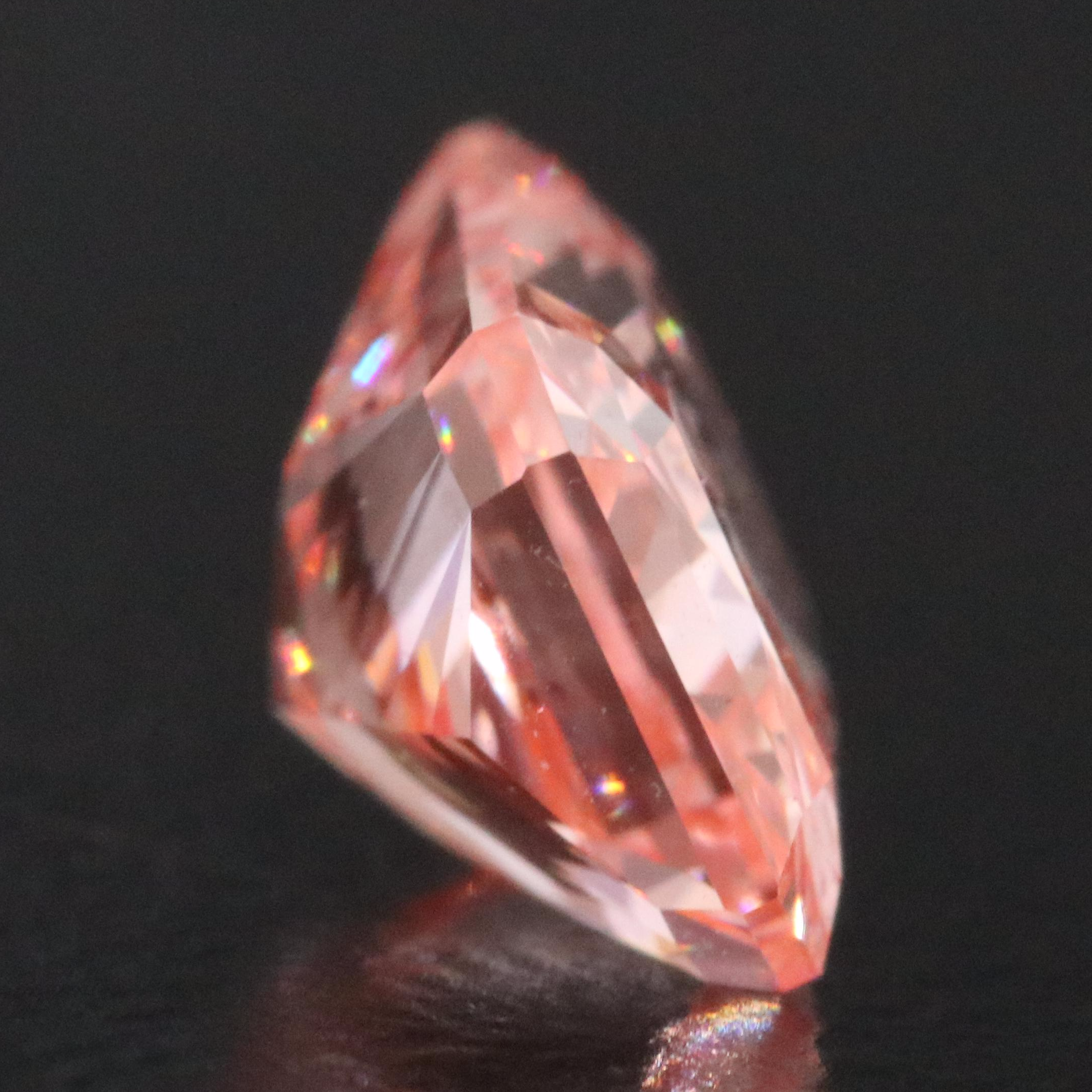Loose 1.59 CT Lab Grown Fancy Pink Diamond with IGI Report