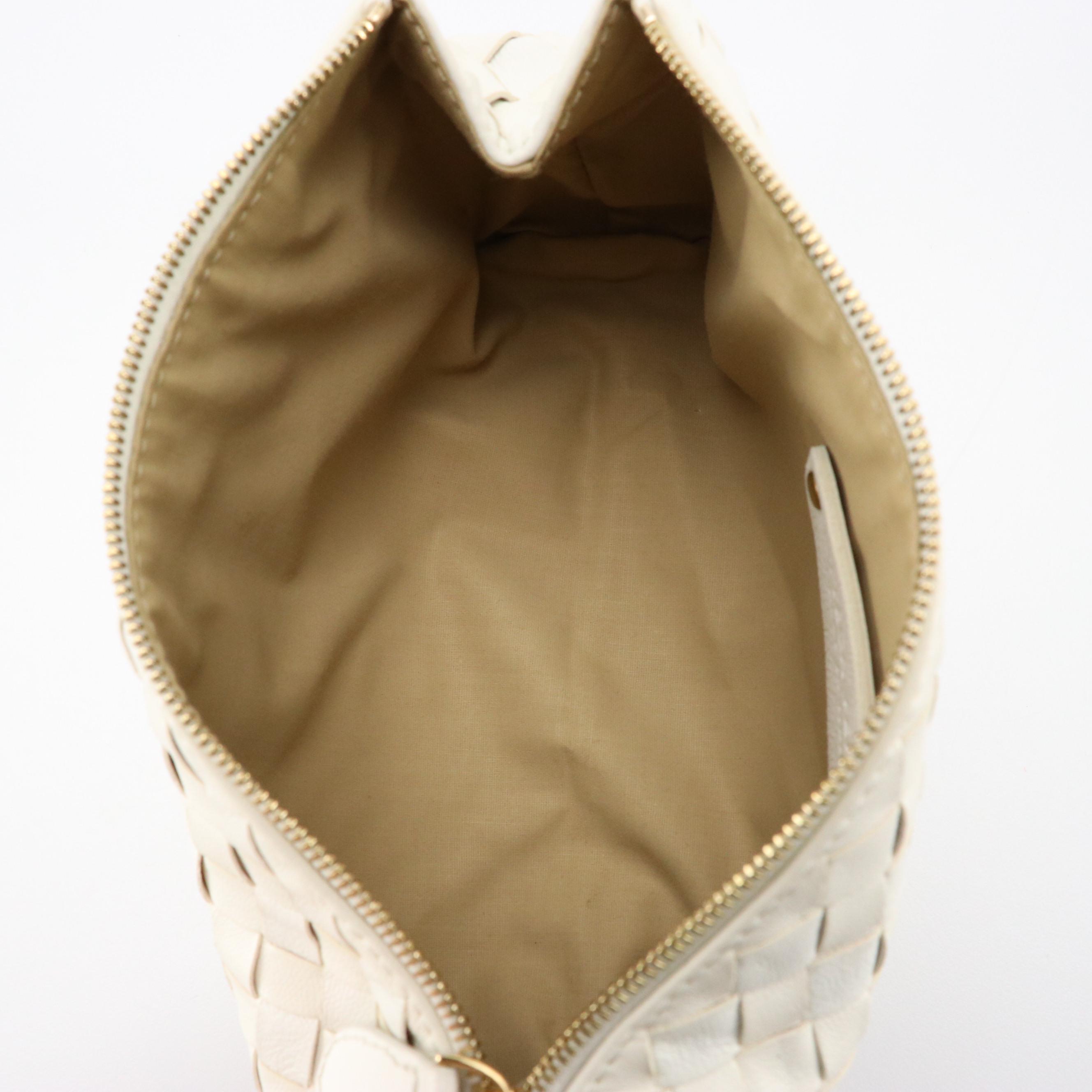 Bottega Veneta White Intrecciato Leather Zip Pouch