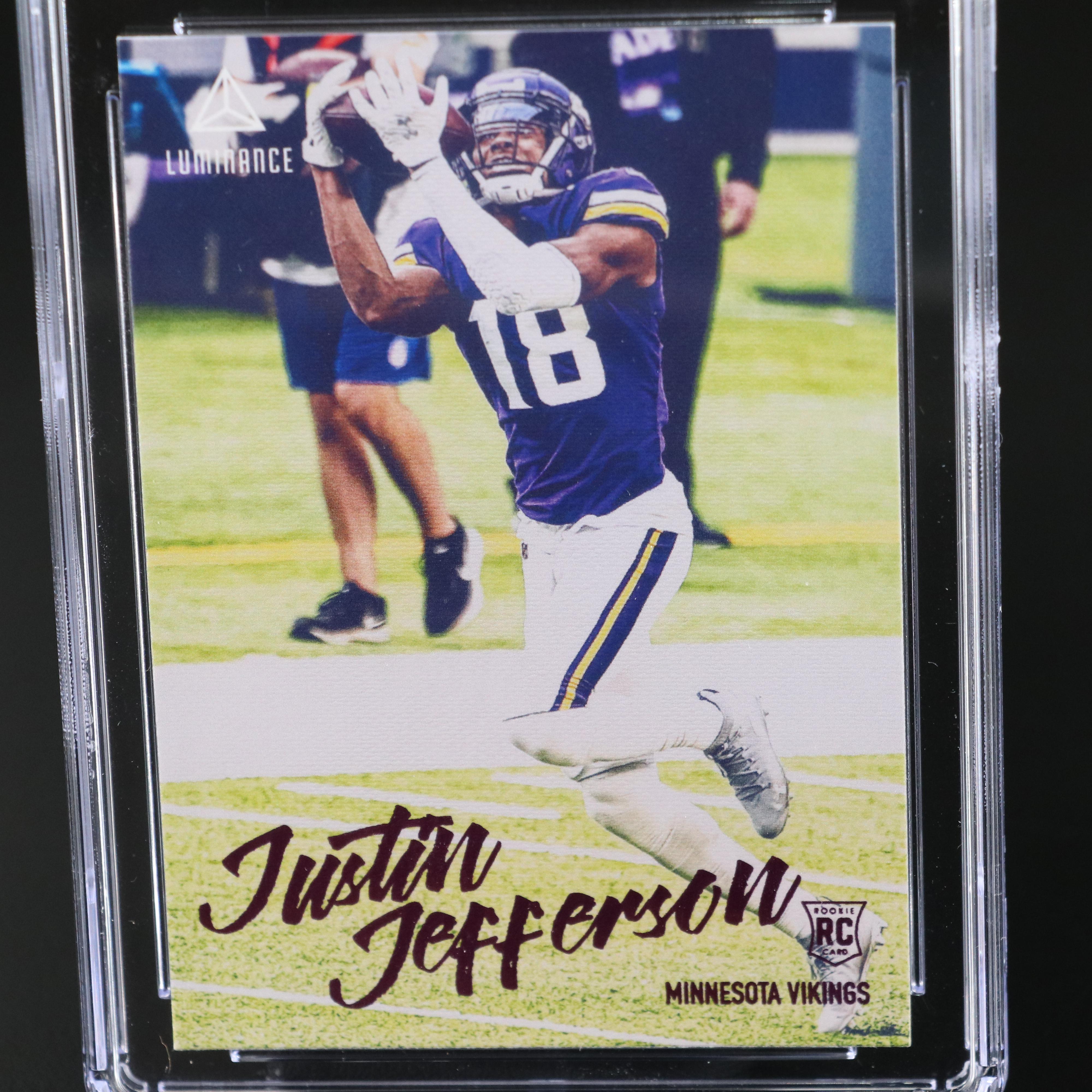 2020 Chronicles Justin Jefferson Pink Rookie Football Card Graded CSG 10