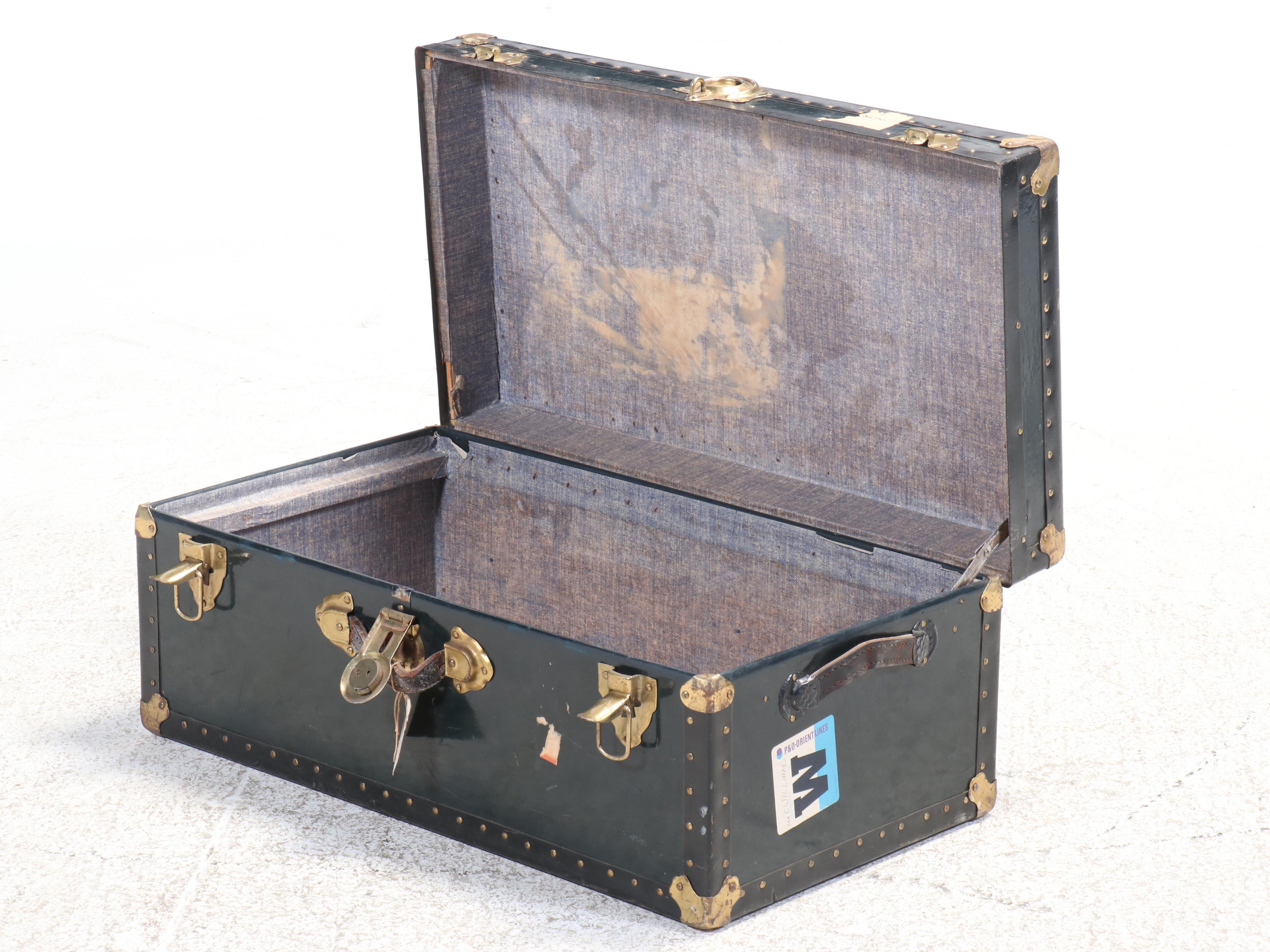 National Vulcanized Fibre Co. Steamer Trunk, 20th Century