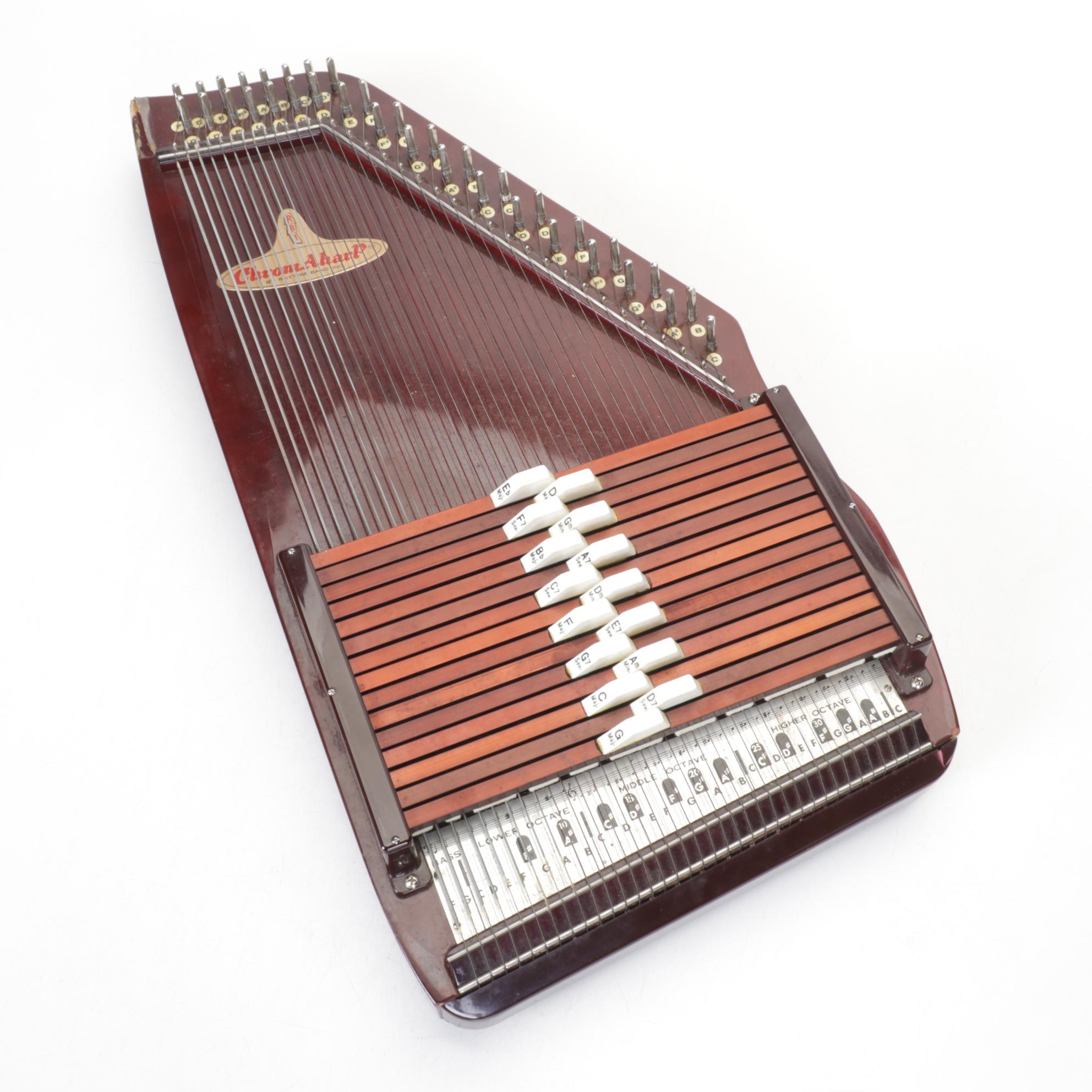 Rhythm Band Inc. "ChromAharP" Fifteen Chord Autoharp with Case