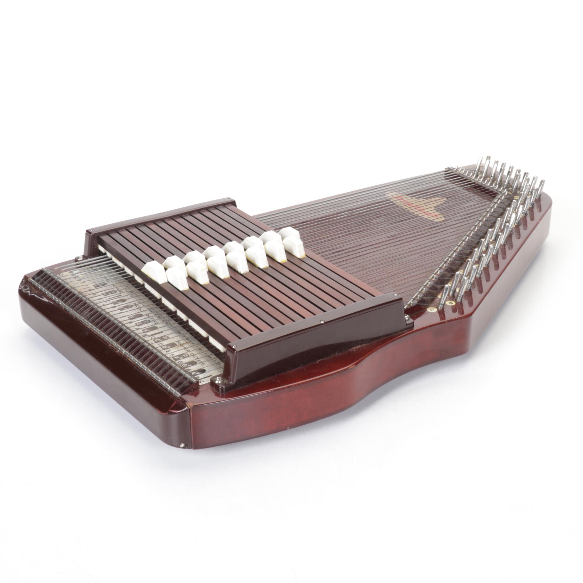 Rhythm Band Inc. "ChromAharP" Fifteen Chord Autoharp with Case