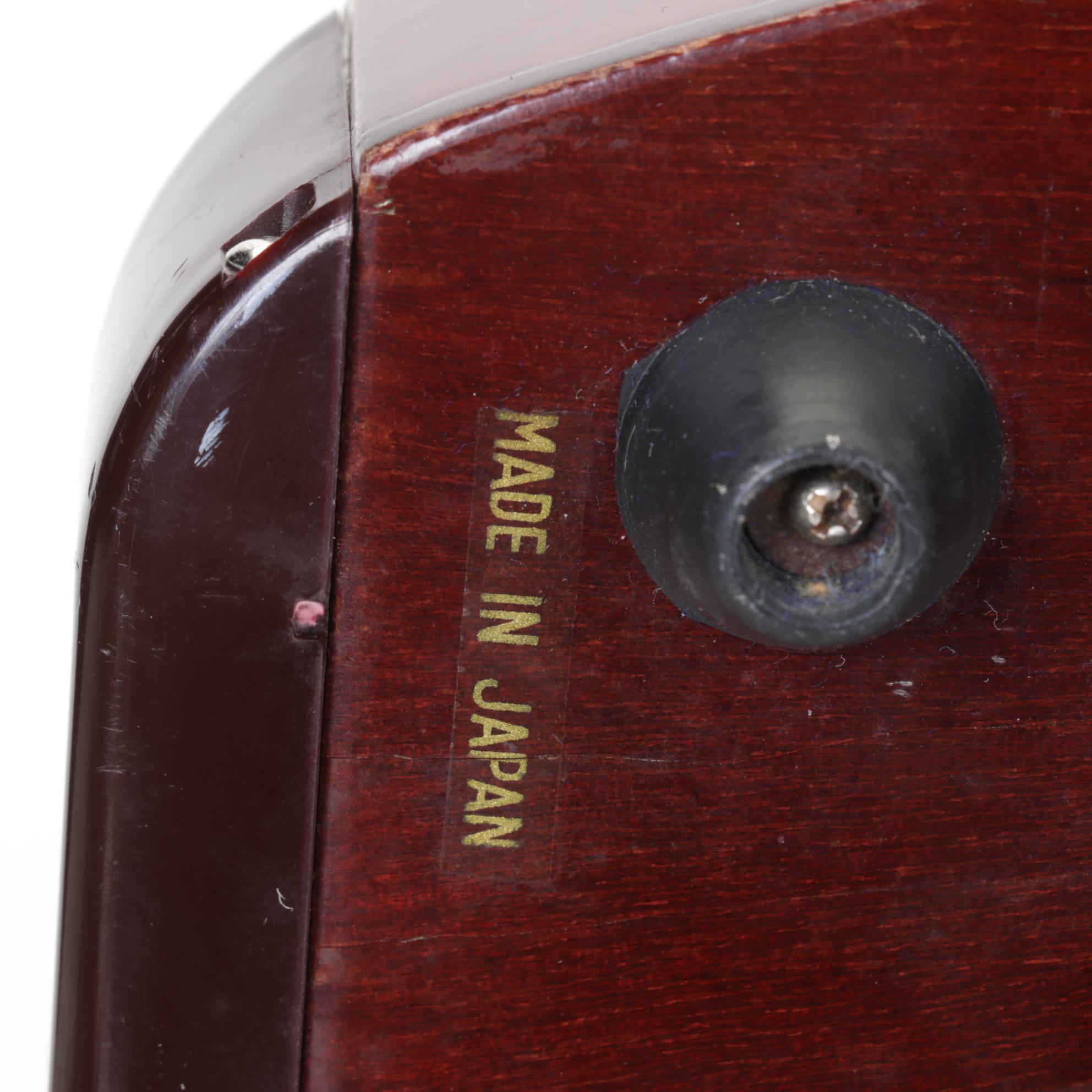 Rhythm Band Inc. "ChromAharP" Fifteen Chord Autoharp with Case