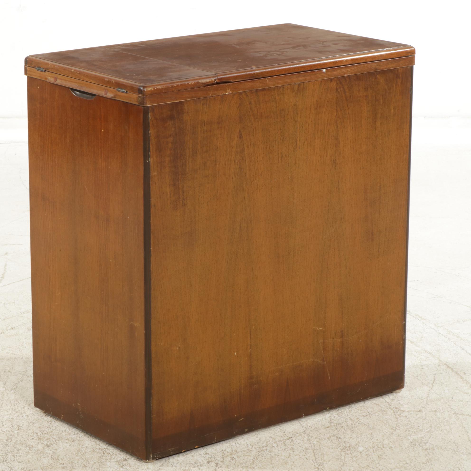 Singer Model 201 Sewing Machine in Art Deco Work Table