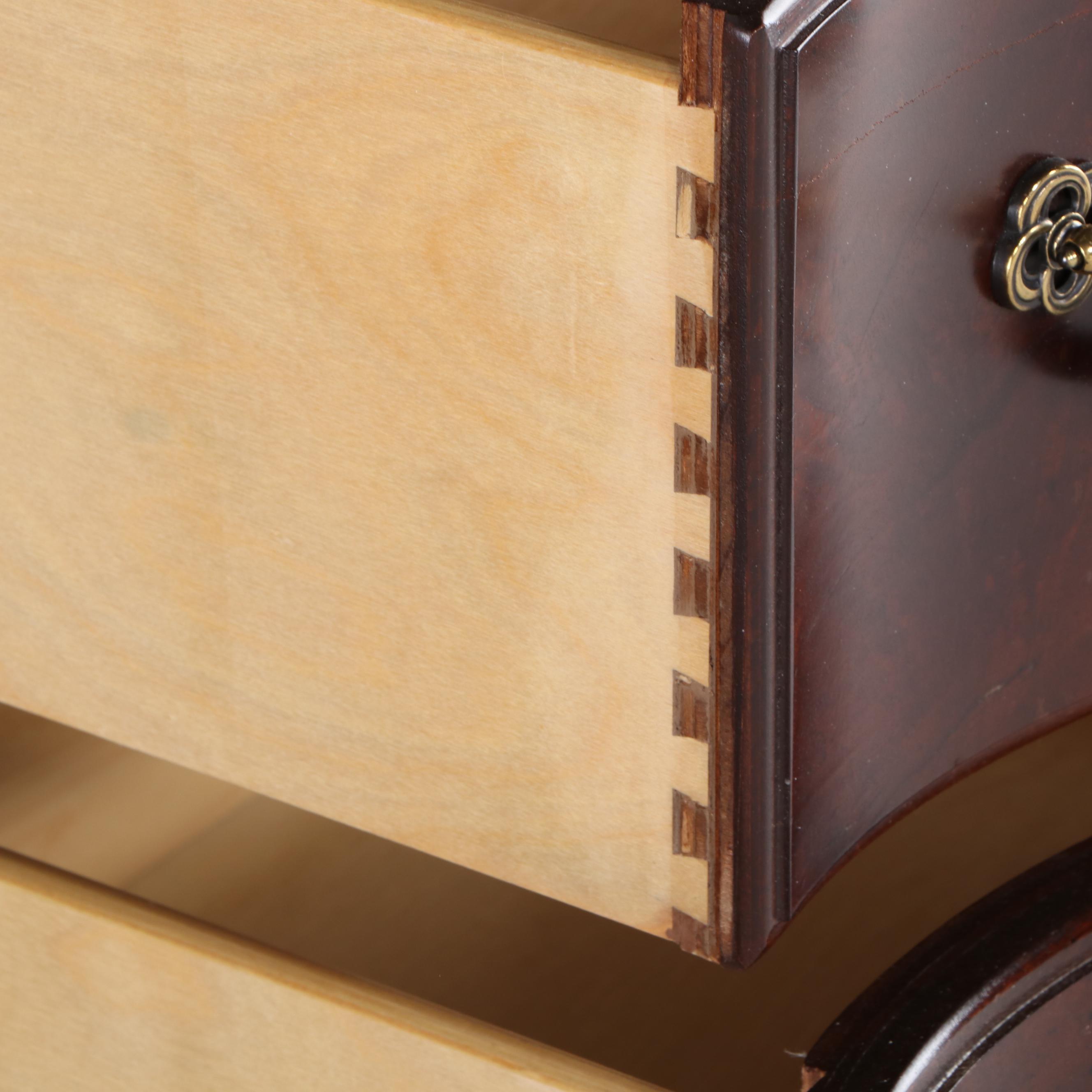 Thomasville Mahogany King Size Bed Frame and Two Bedside Chests