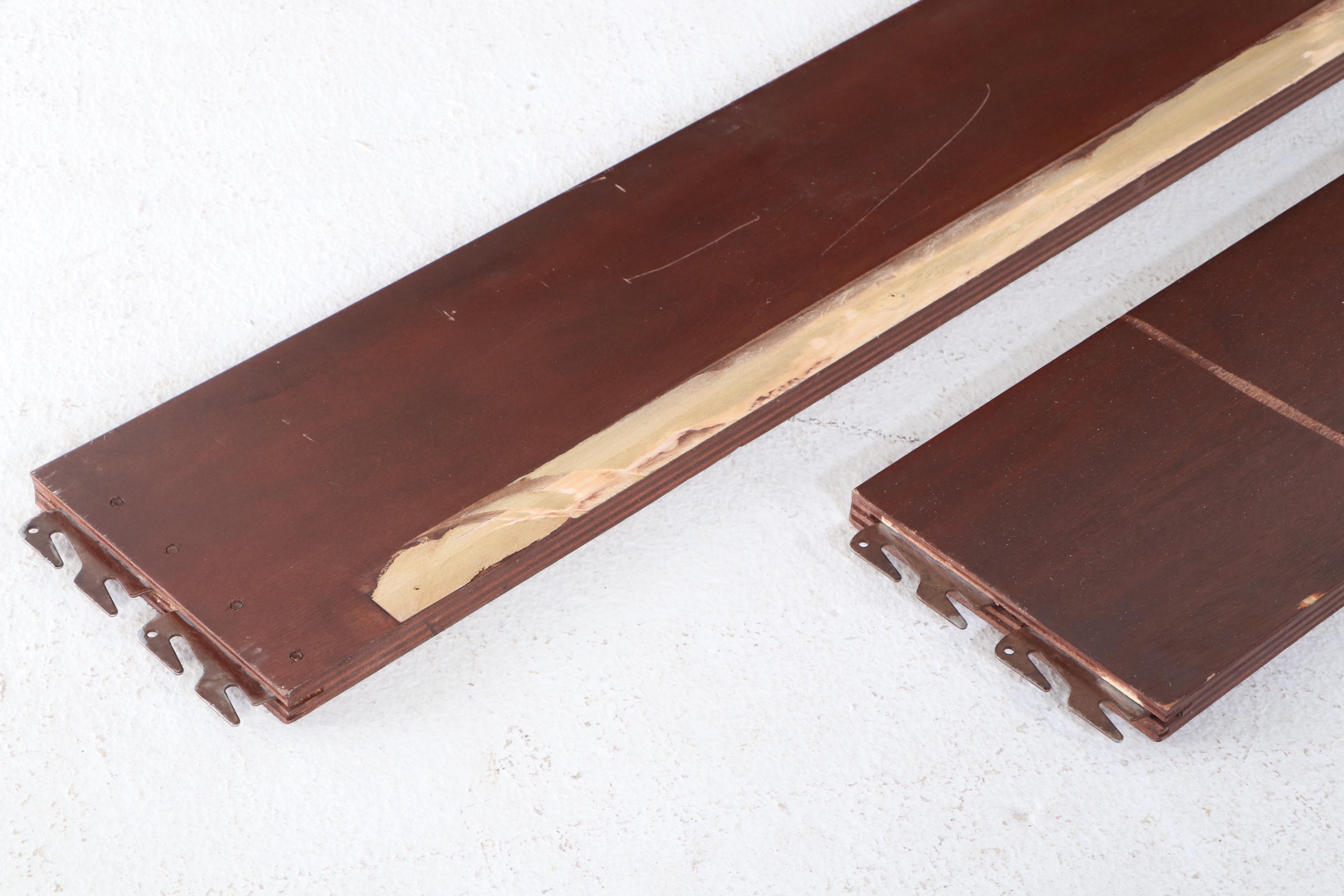 Thomasville Mahogany King Size Bed Frame and Two Bedside Chests