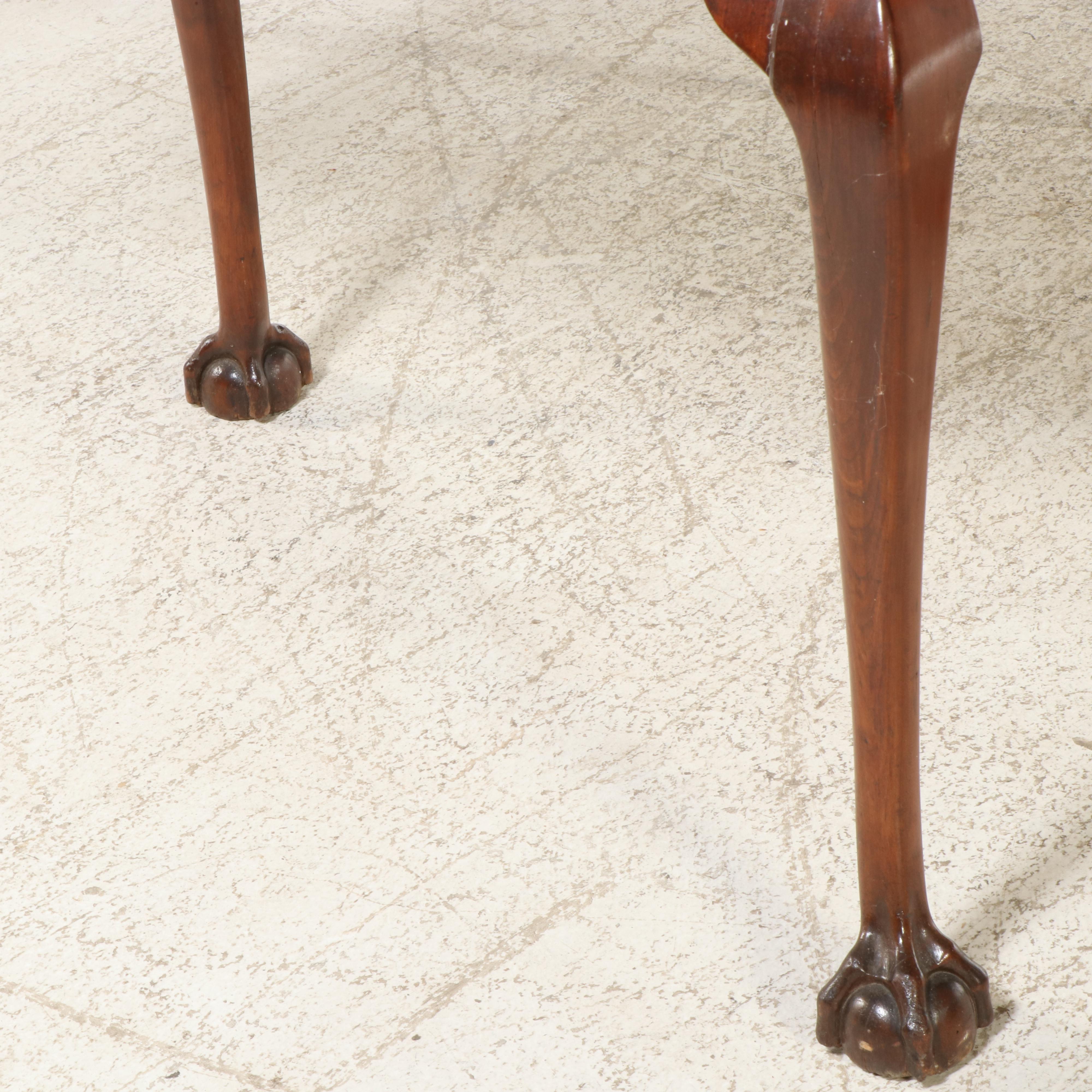 American Chippendale Cherrywood Drop-Leaf Dining Table, Late 18th Century