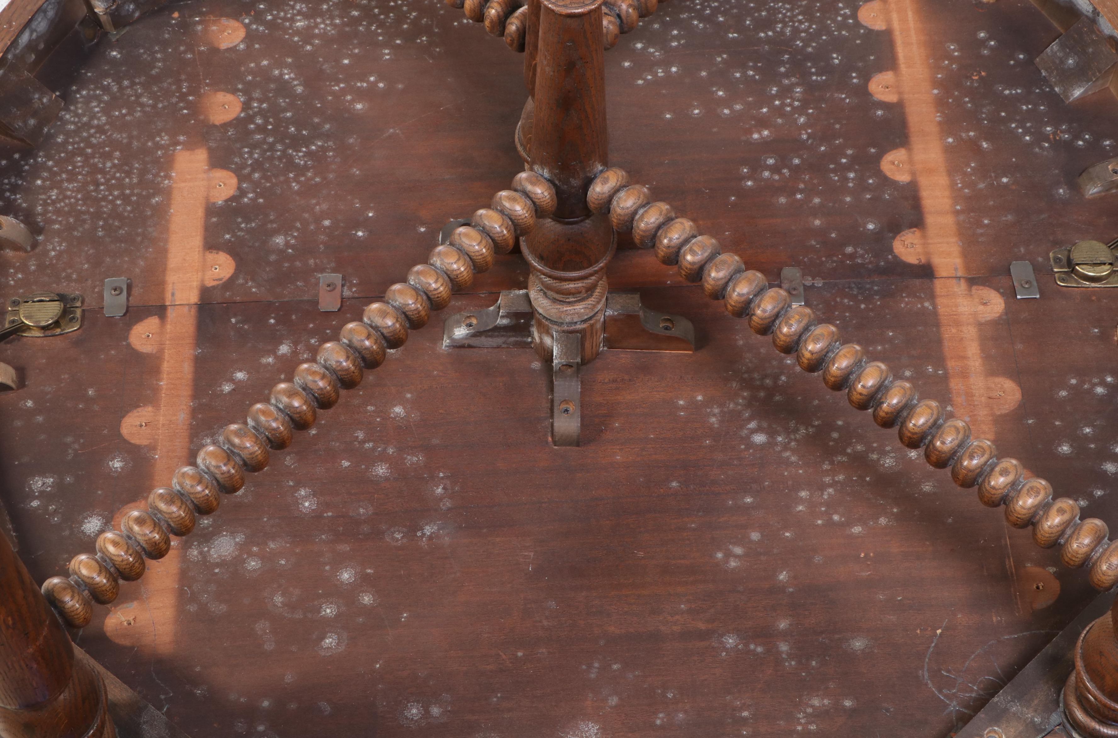 French Style Oak Dining Table, 20th Century