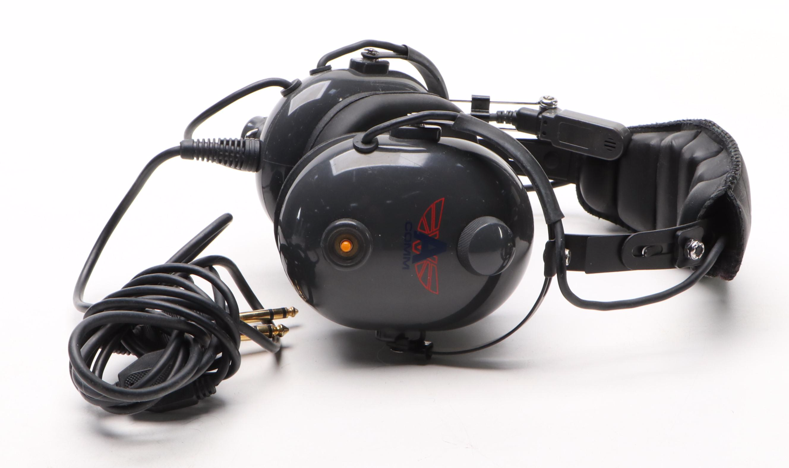 Peavey Rage 158 TransTube Guitar Amp with A Comm Pilot Headphones and More