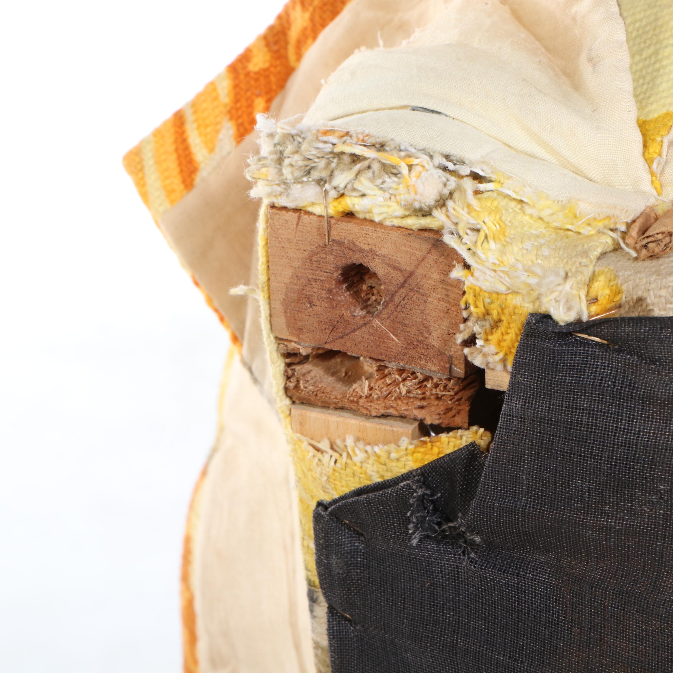 Heritage Mid Century Modern Style Upholstered Sofa, Mid to Late 20th Century