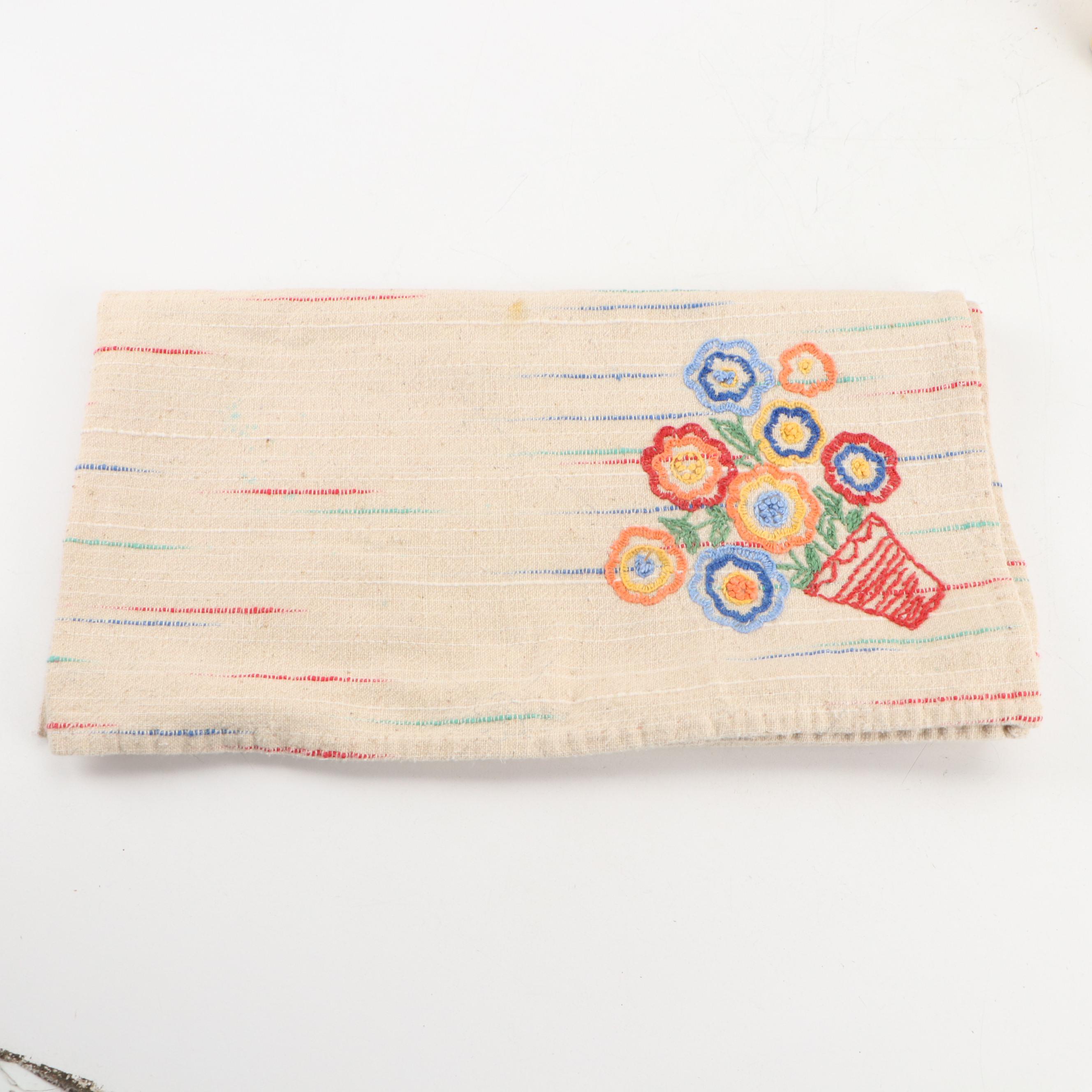 Three Little Pigs Pottery Vase, Stoneware Mixing Bowls, Linens and More