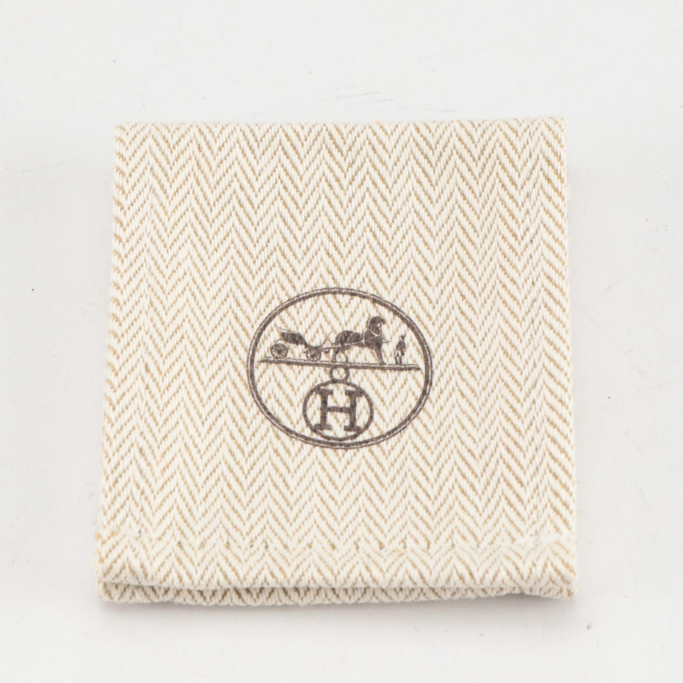 Hermès Curiosite Kelly Laque H Vibration Charm/Pendant