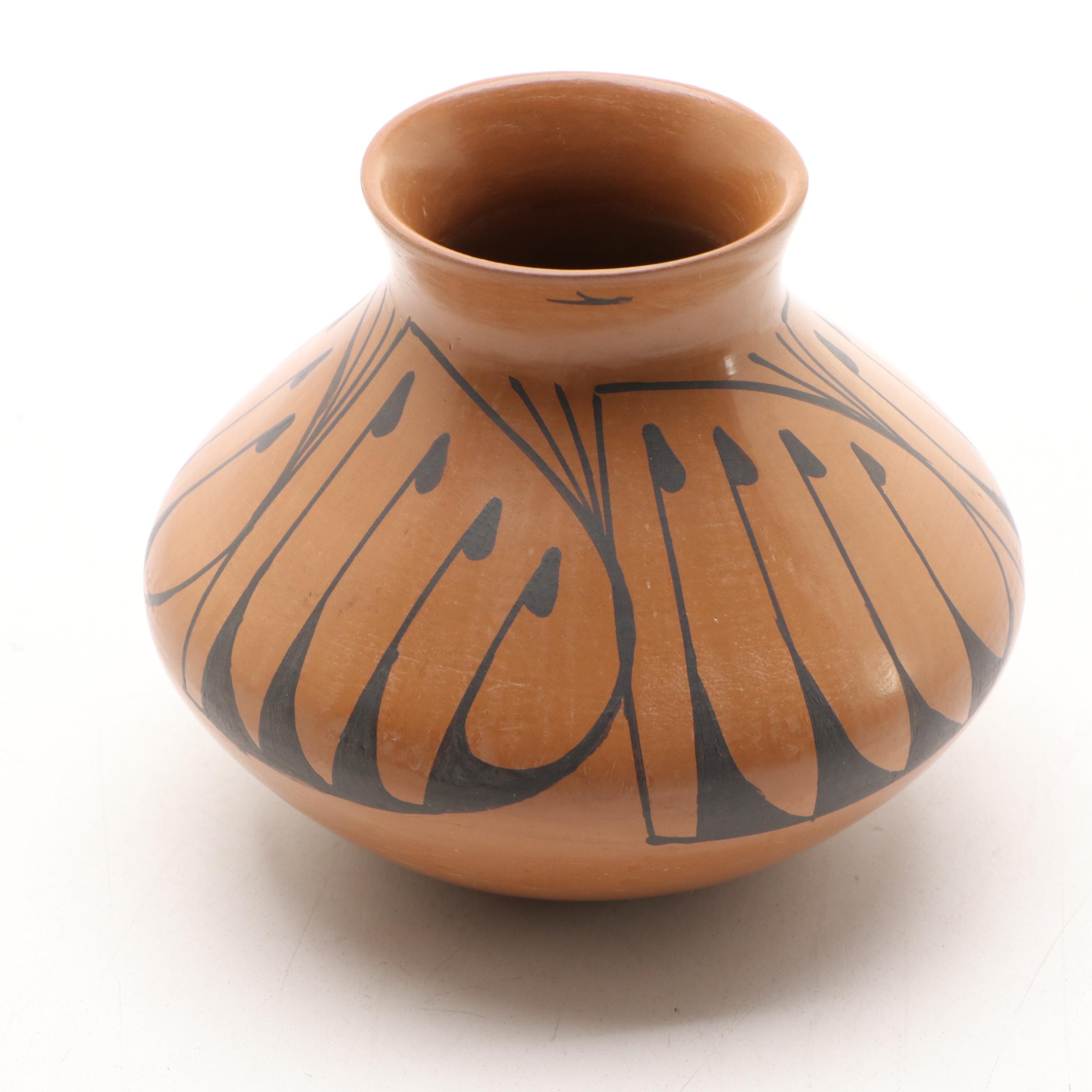 Miguel Lopez Mata Ortiz Pueblo Pottery Pot