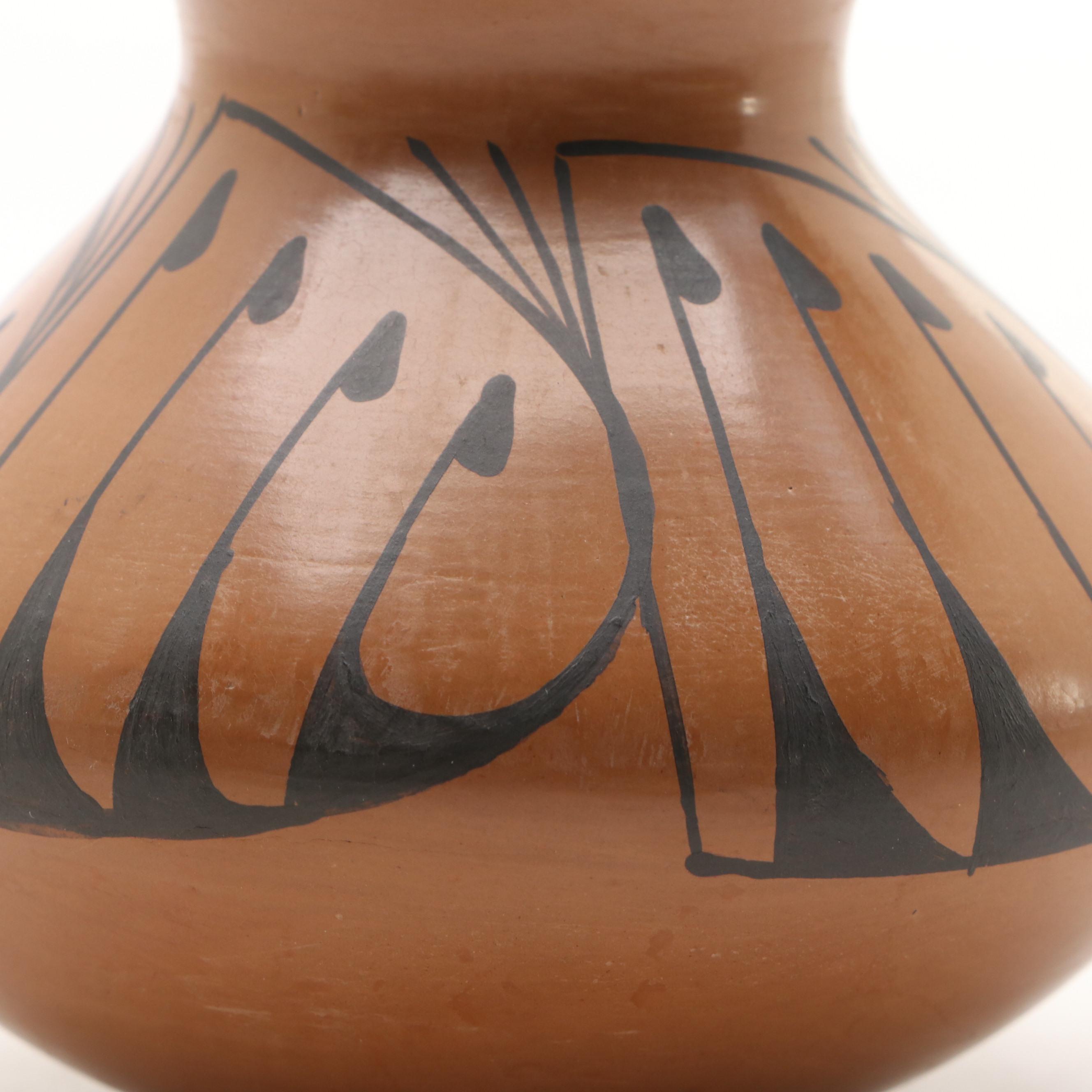 Miguel Lopez Mata Ortiz Pueblo Pottery Pot