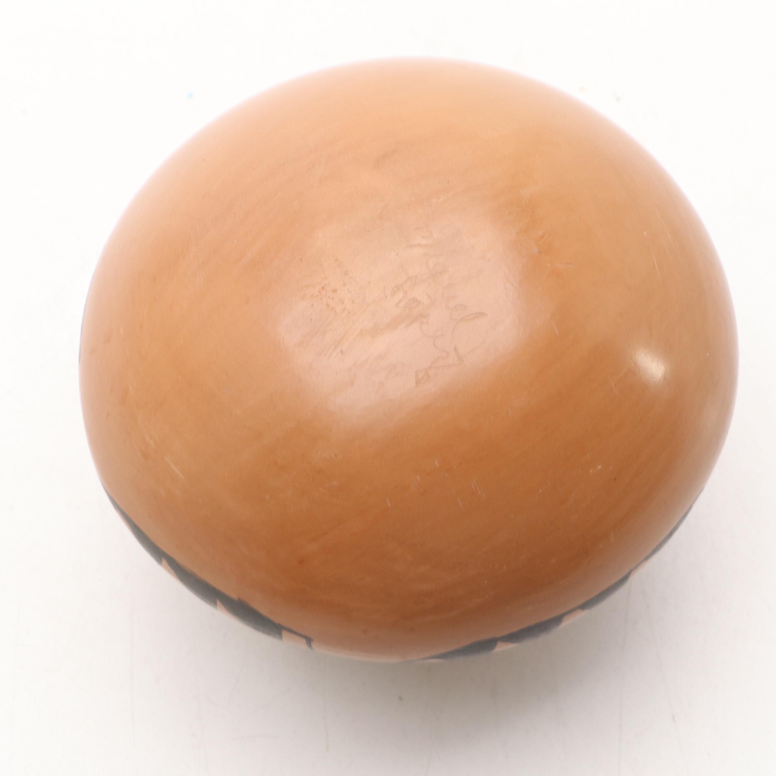 Miguel Lopez Mata Ortiz Pueblo Pottery Pot