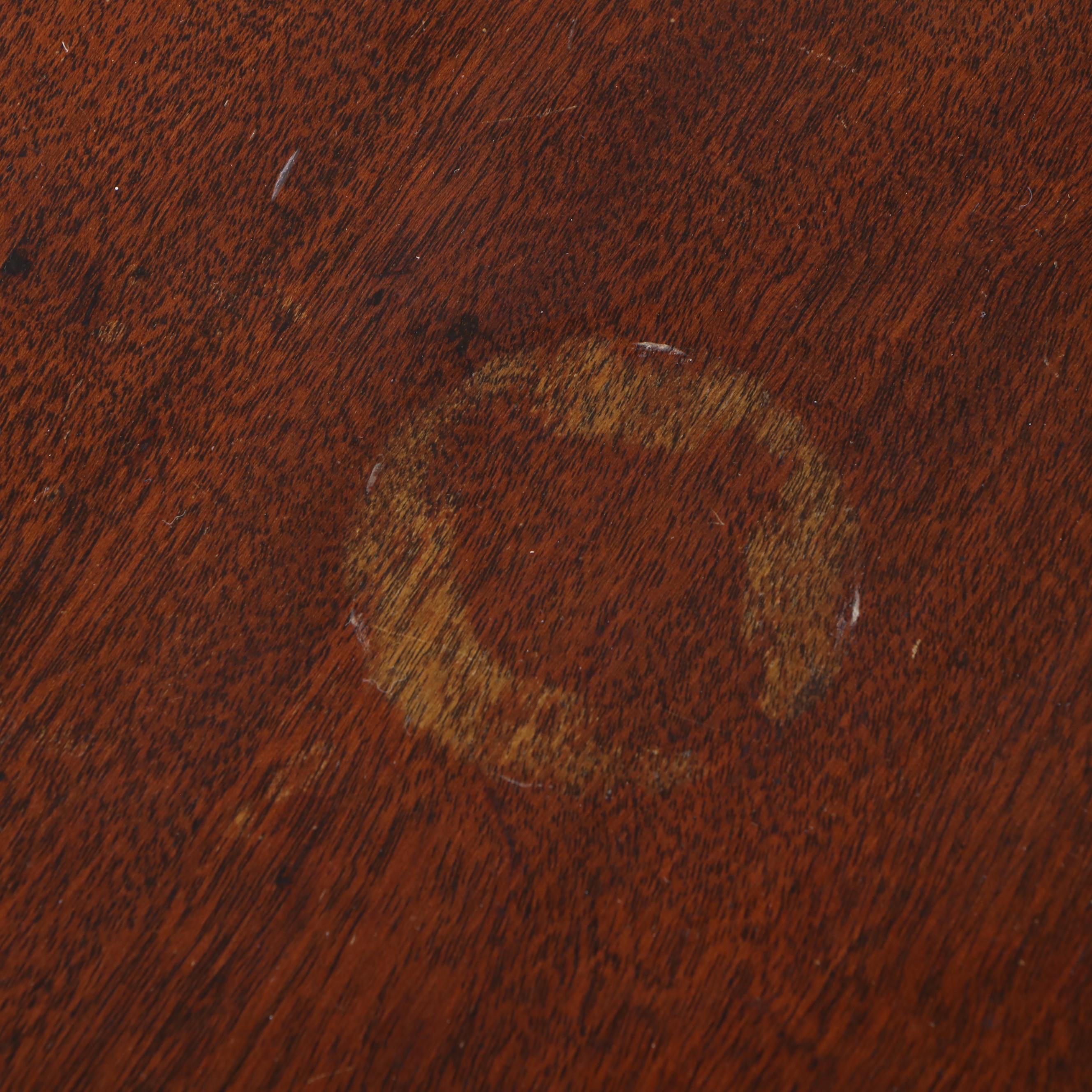 Queen Anne Style Mahogany Center Table, 20th Century